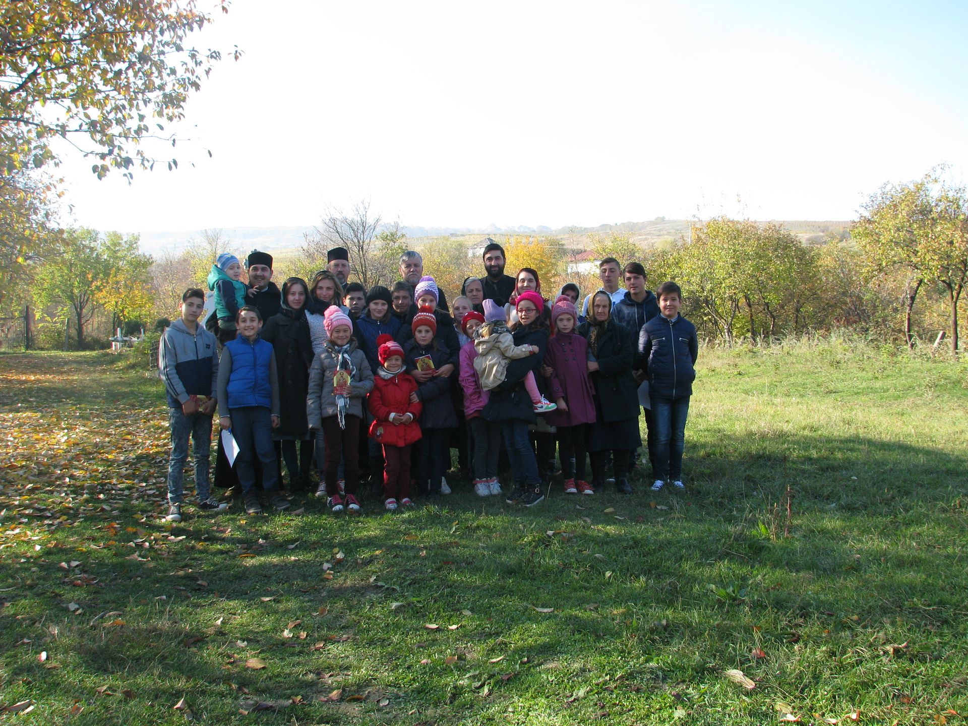 Cateheză pentru copiii din satul Zlodica Cateheză pentru copiii din satul Zlodica