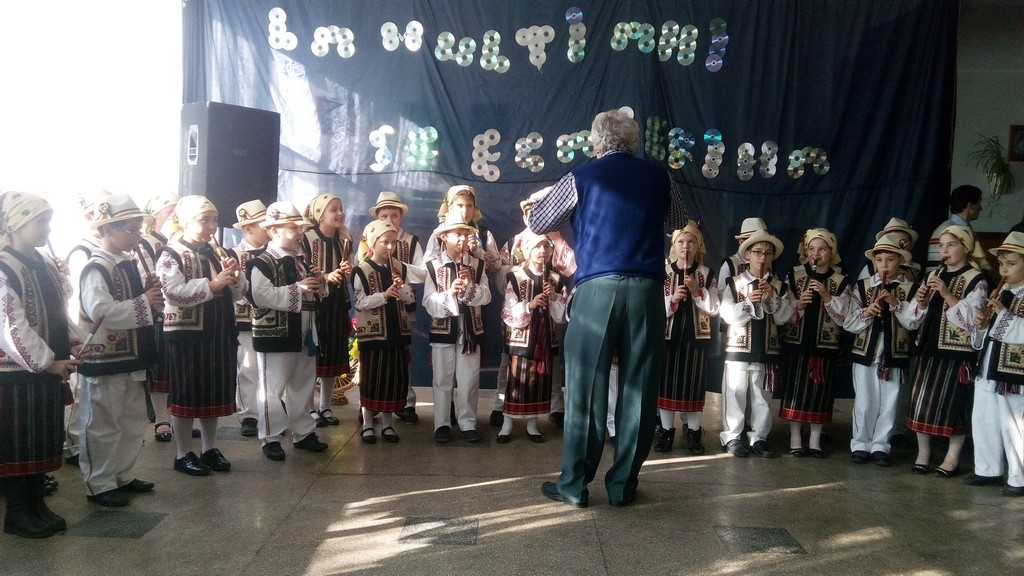 „Reperele spirituale sunt importante pentru elevii noştri“