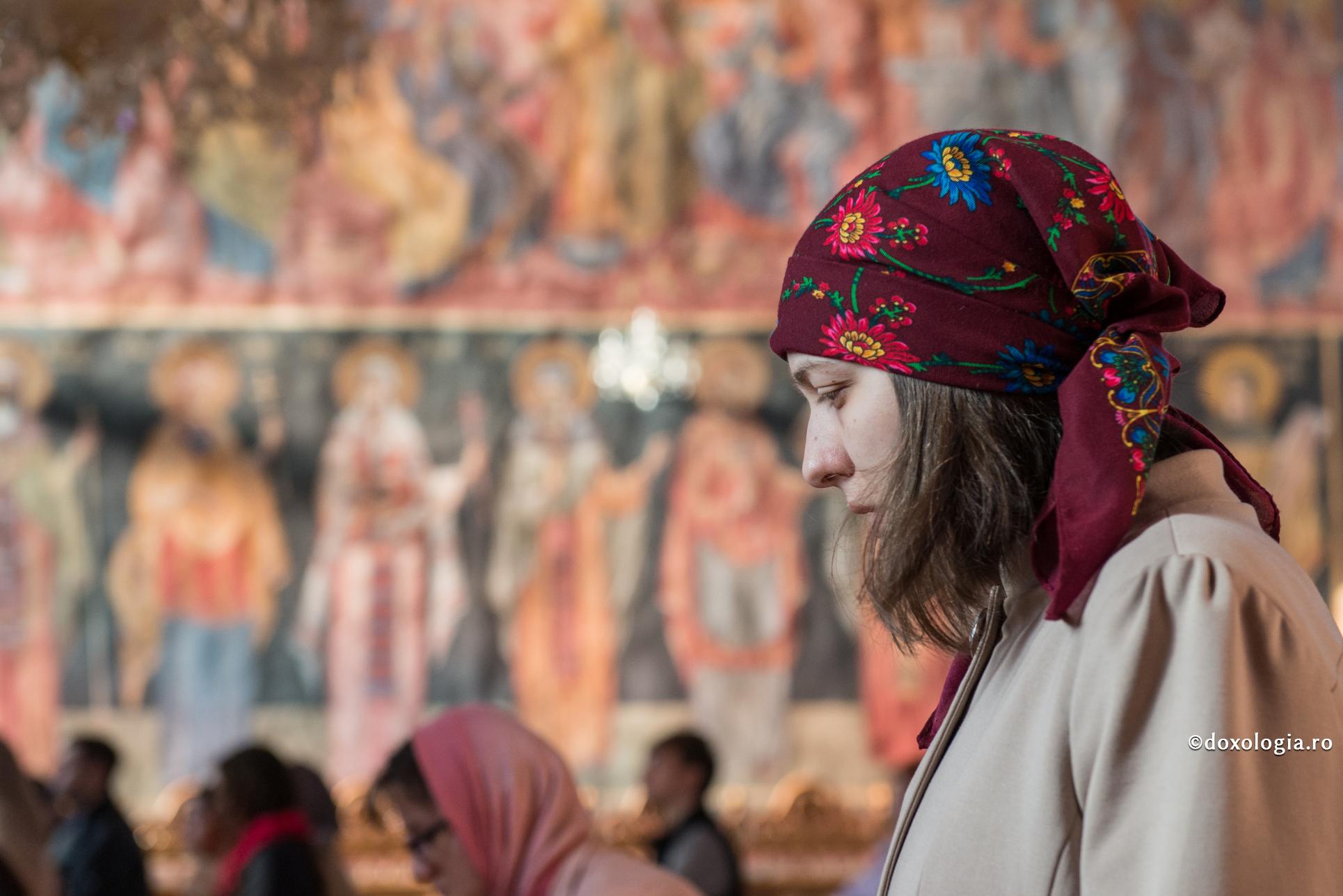 Începe Postul... Să plecăm și noi genunchii sufletului