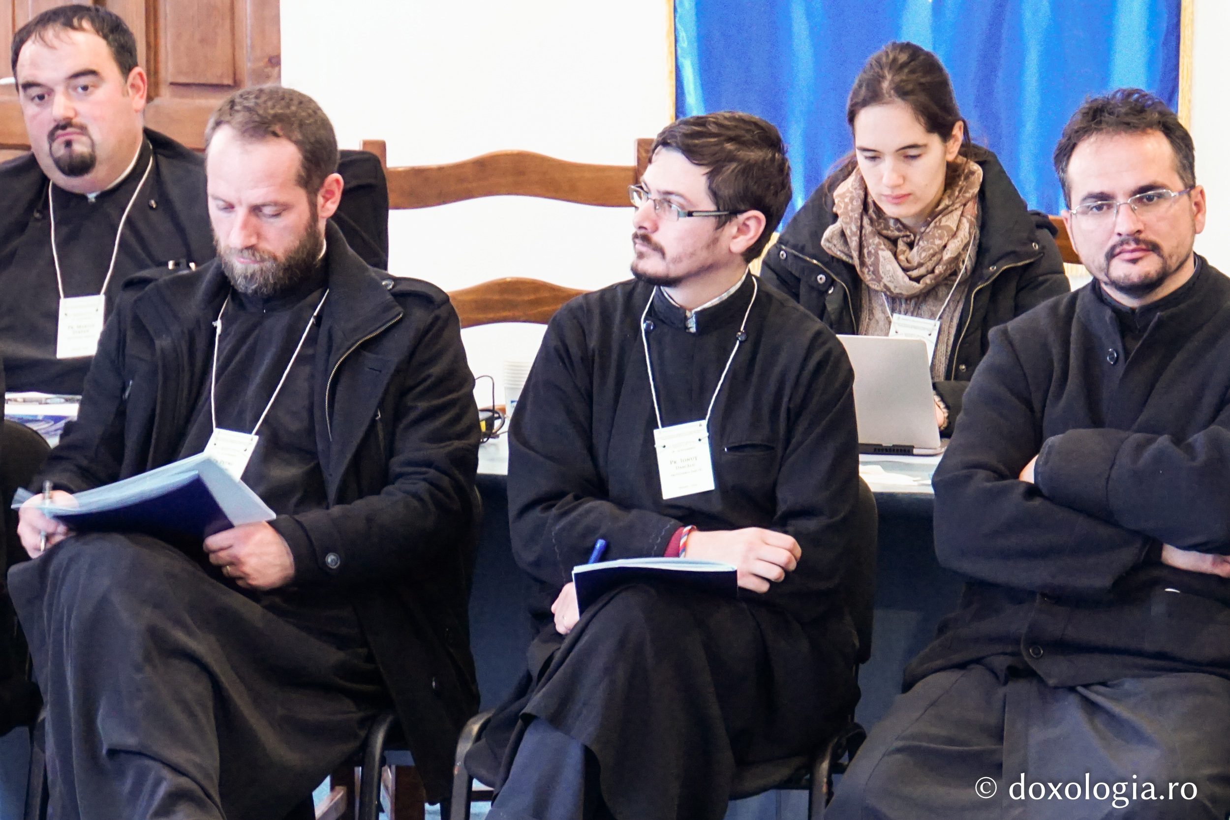 „O bună pastoraţie a tinerilor se face în mod special tocmai prin mărturisirea şi vocea tânărului“ „O bună pastoraţie a tinerilor se face în mod special tocmai prin mărturisirea şi vocea tânărului“