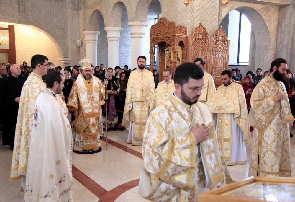 Duminica a 26-a după Rusalii, la Catedrala „Sfântul Mucenic Sava” din Buzău Duminica a 26-a după Rusalii, la Catedrala „Sfântul Mucenic Sava” din Buzău