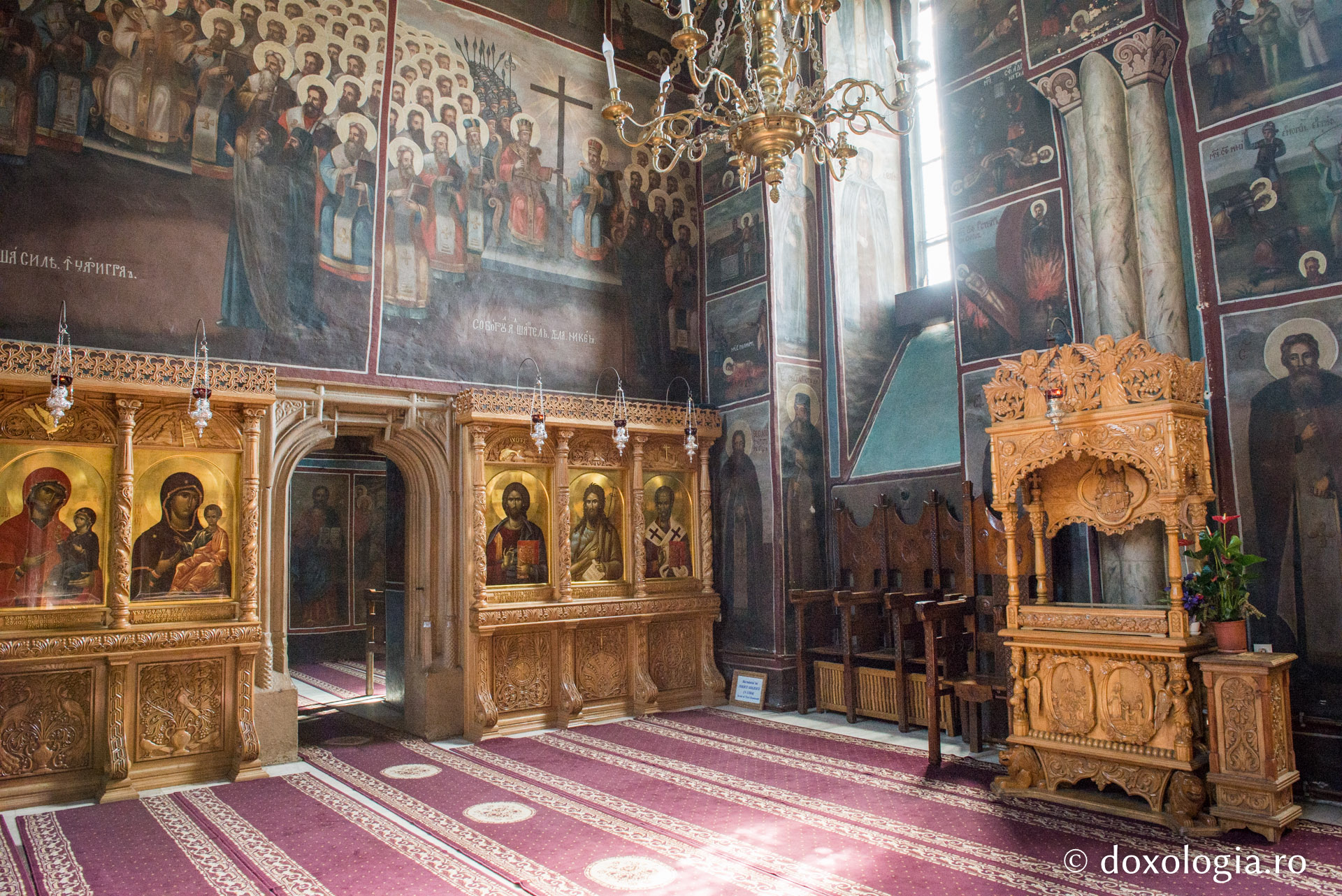 Sfârșit de toamnă în „cetatea evlaviei” de la Bistrița