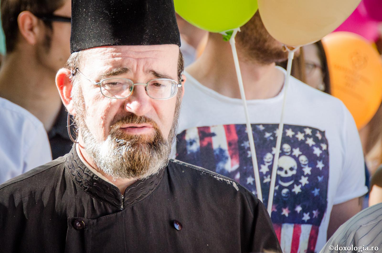 Domnul ne învaţă calea către bucurie - „Cheamă-Mă în durerea ta!“