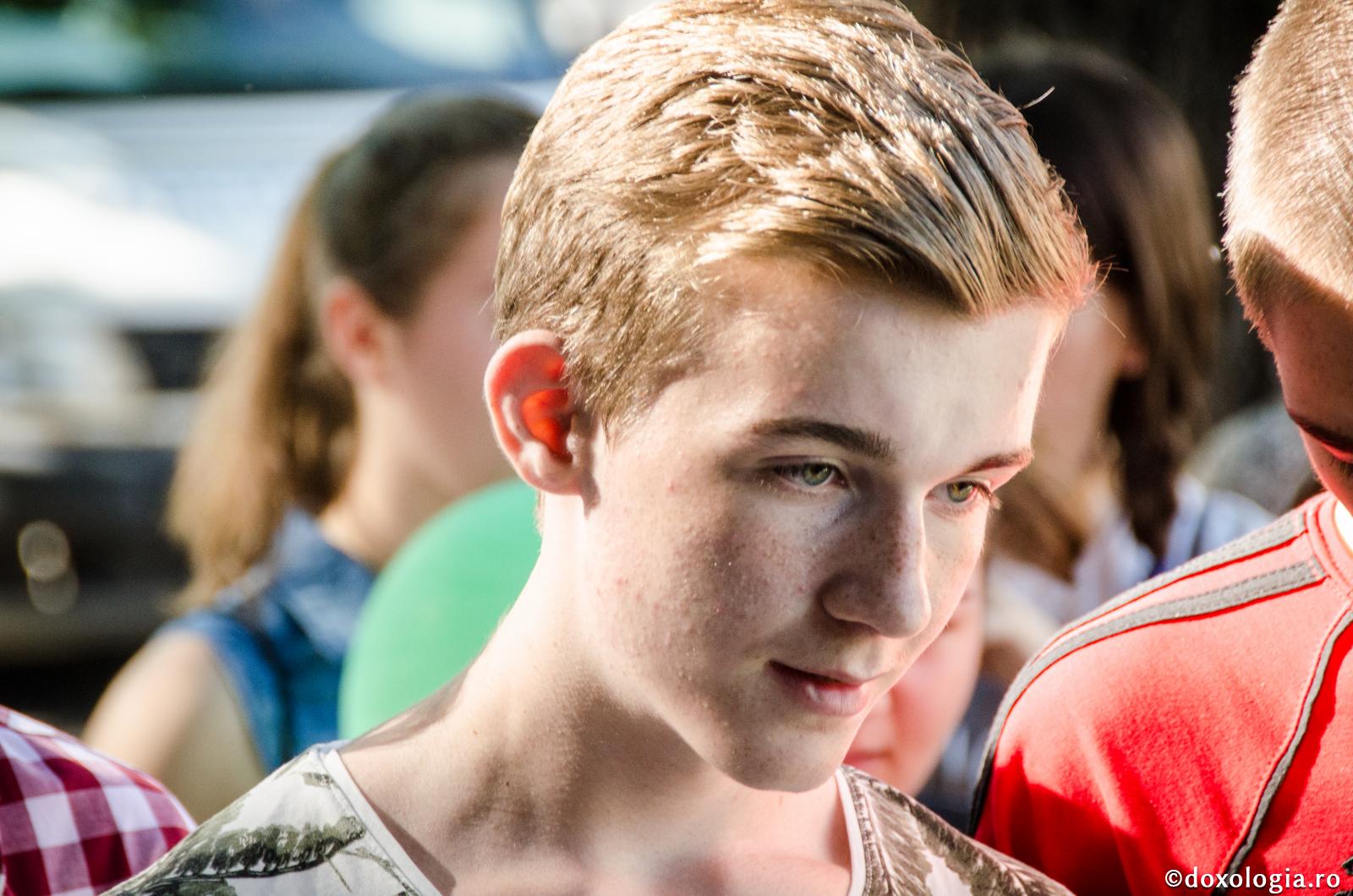 Adolescentul are nevoie de îndrumarea părinților pentru a reuși în viață / Foto: Bogdan Zamfirescu adolescent
