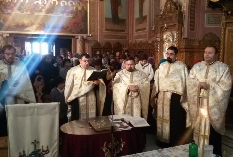 Întrunirea preşedinţilor de cercuri pastorale din Protoieria Bacău Întrunirea preşedinţilor de cercuri pastorale din Protoieria Bacău