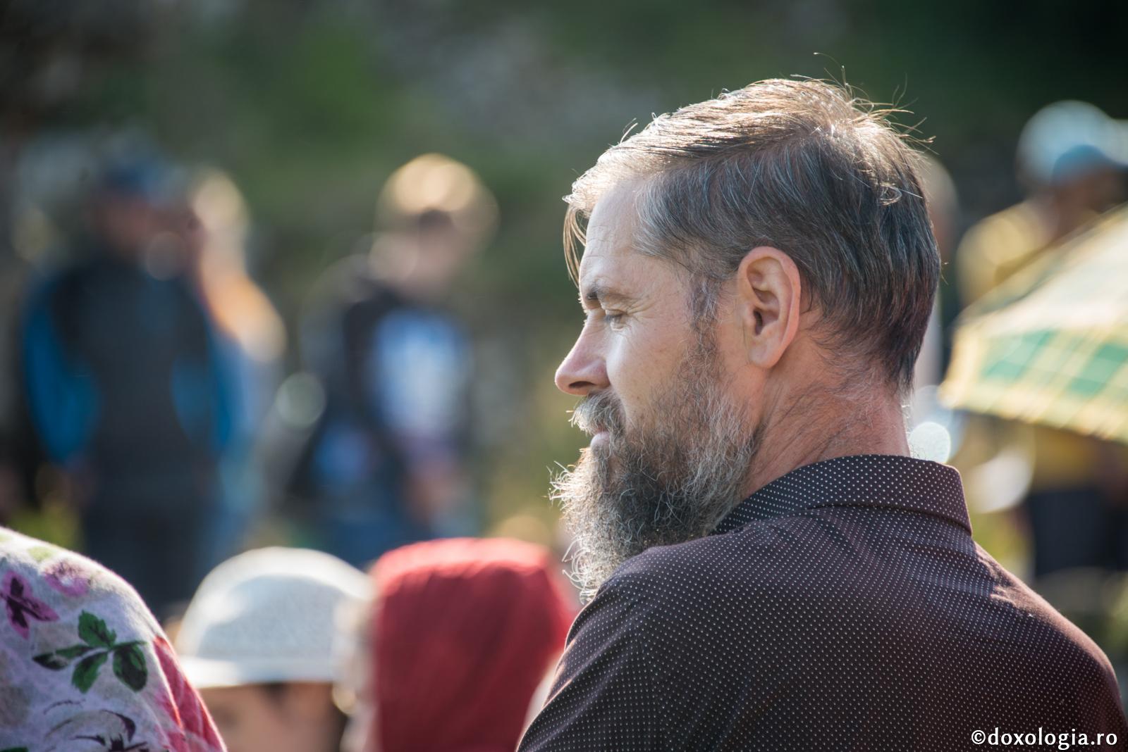 Omul să fie în toate OM!