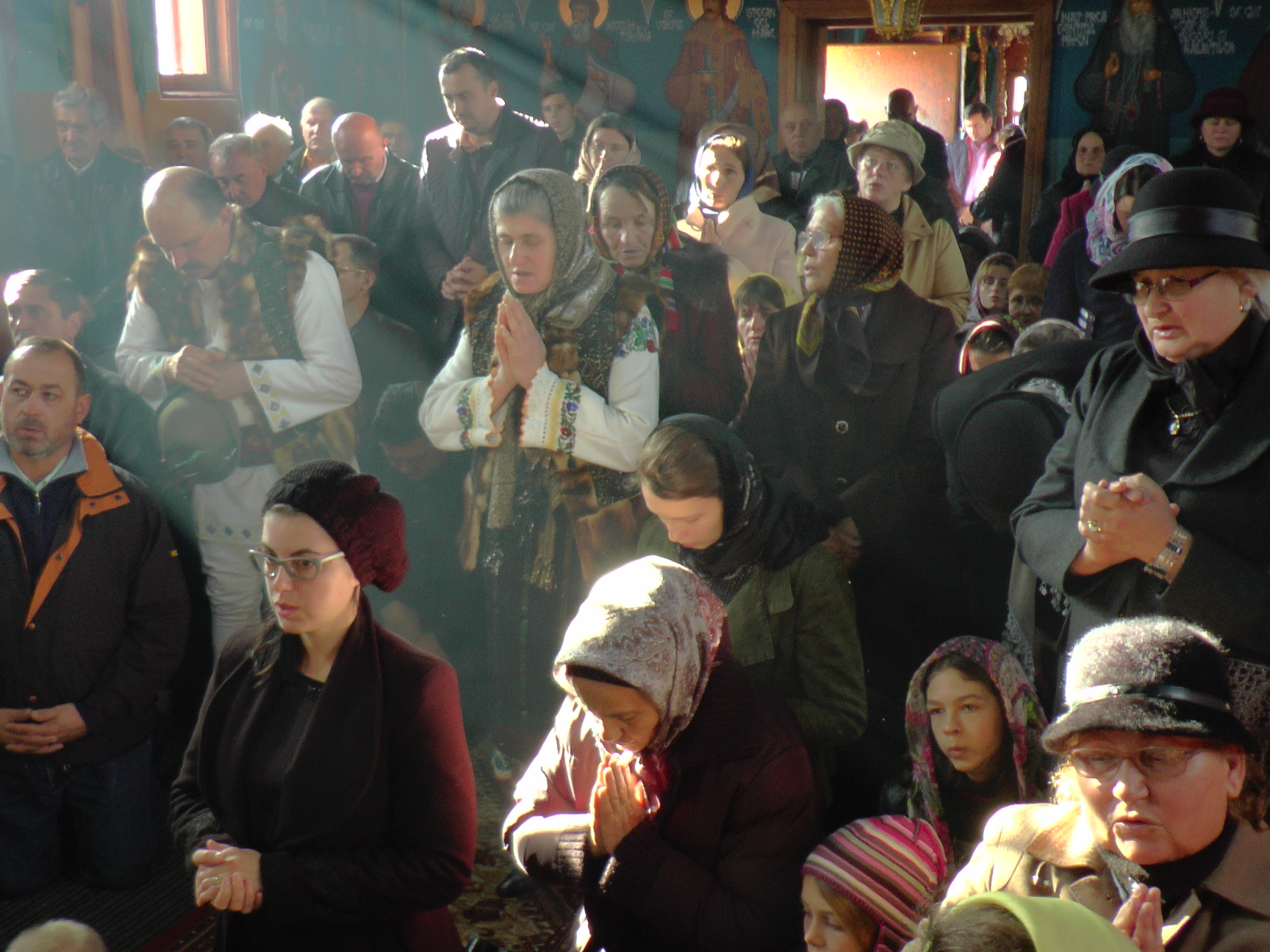 Slujire arhierească în parohia suceveană „Sfânta Treime‟ - Frumoasa