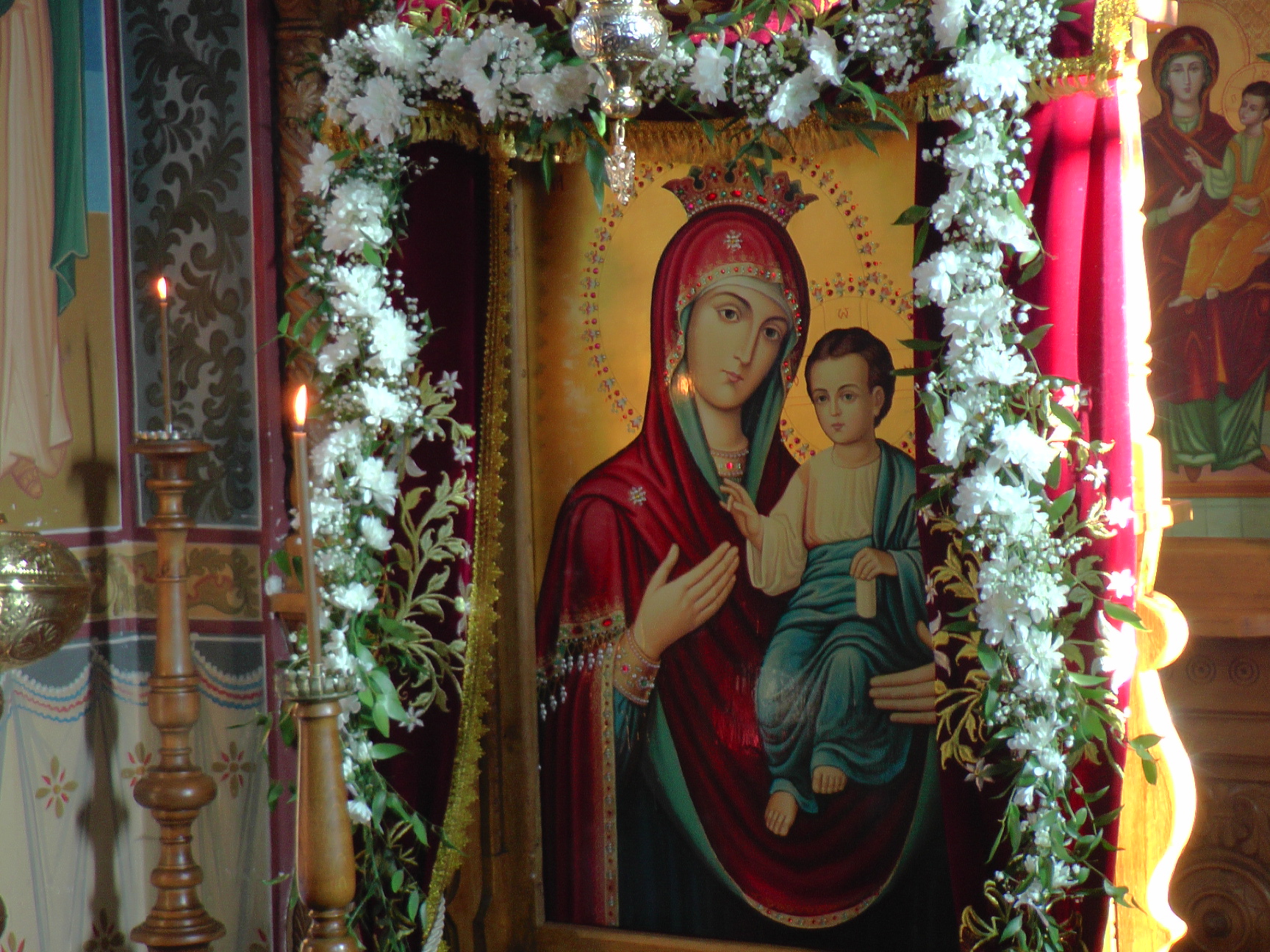 Slujire arhierească în parohia suceveană „Sfânta Treime‟ - Frumoasa