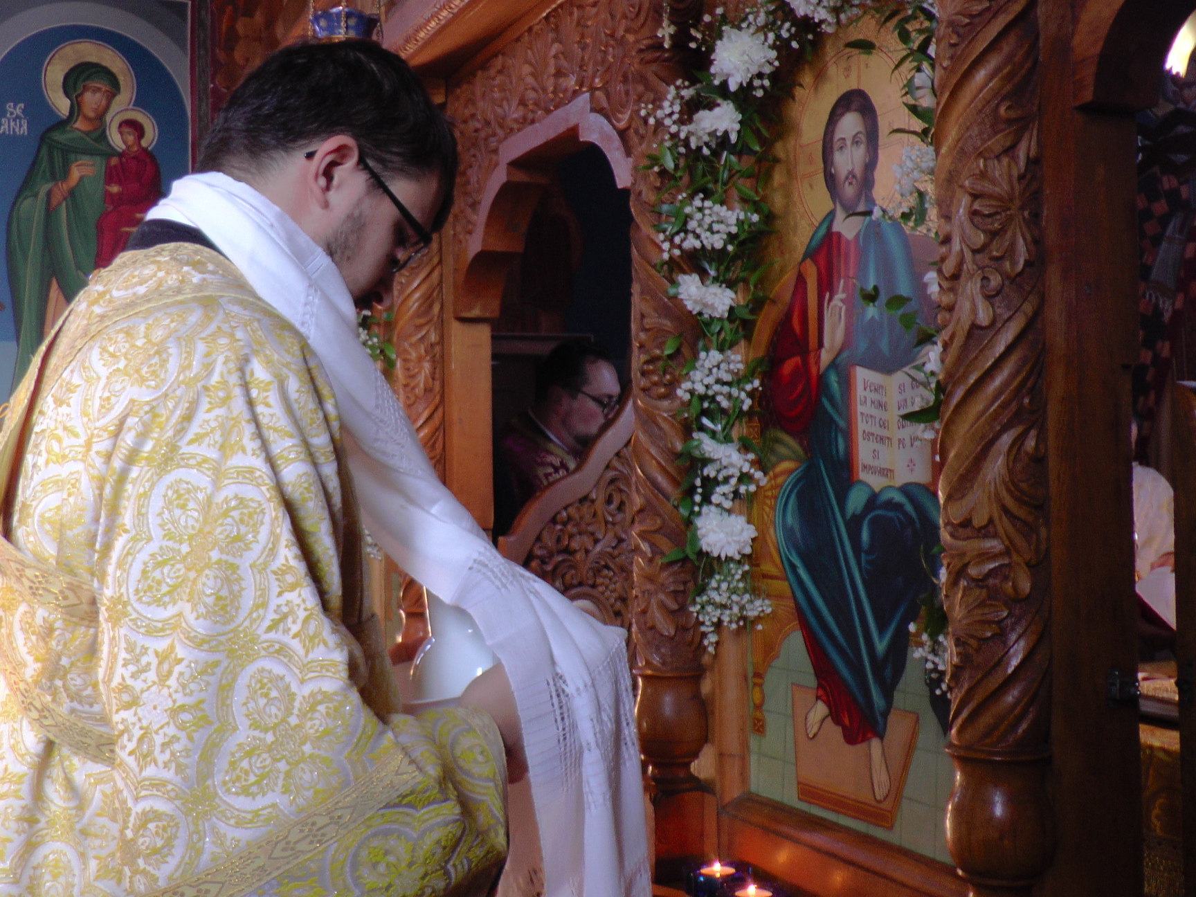 Slujire arhierească în parohia suceveană „Sfânta Treime‟ - Frumoasa