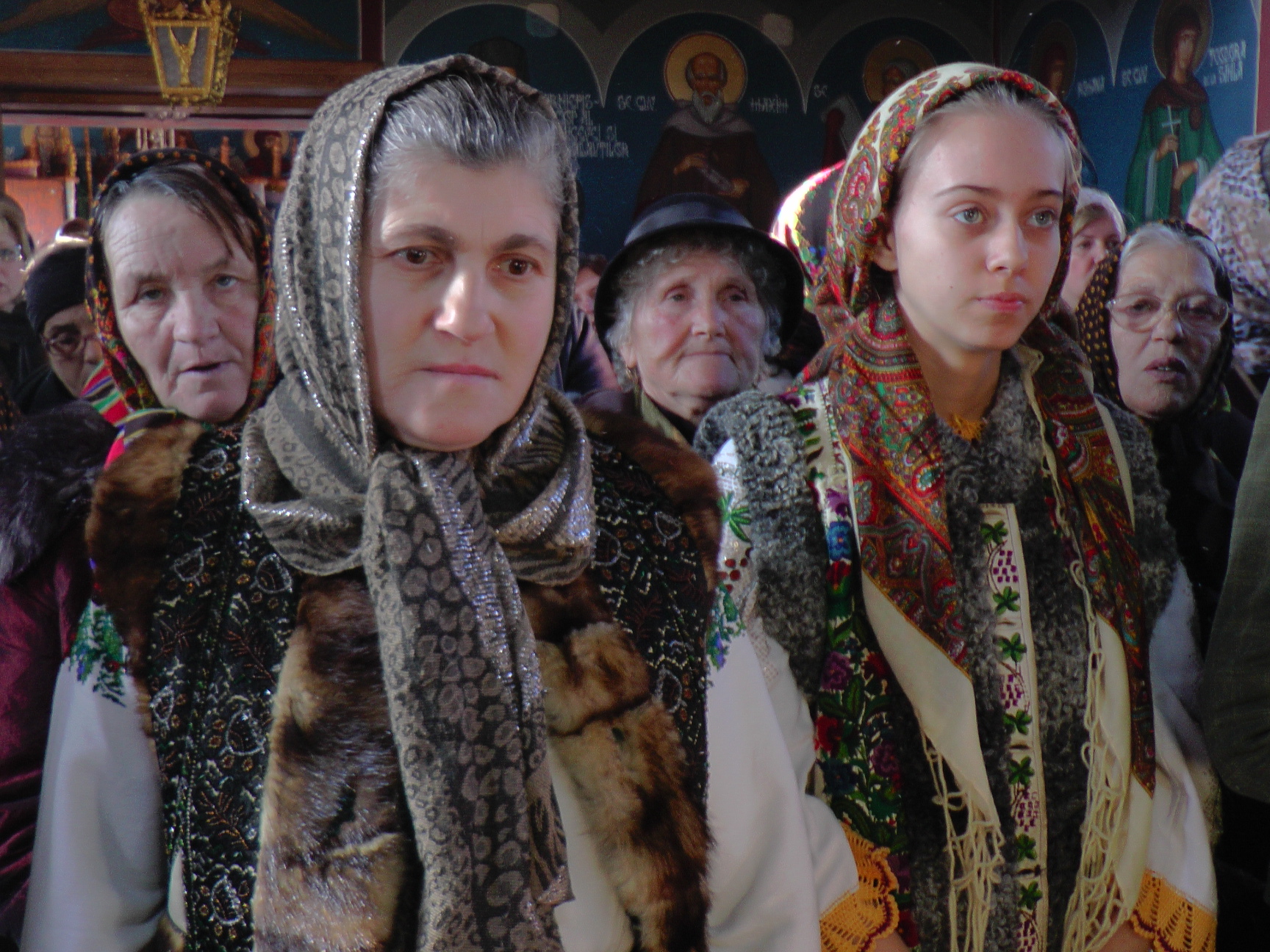 Slujire arhierească în parohia suceveană „Sfânta Treime‟ - Frumoasa