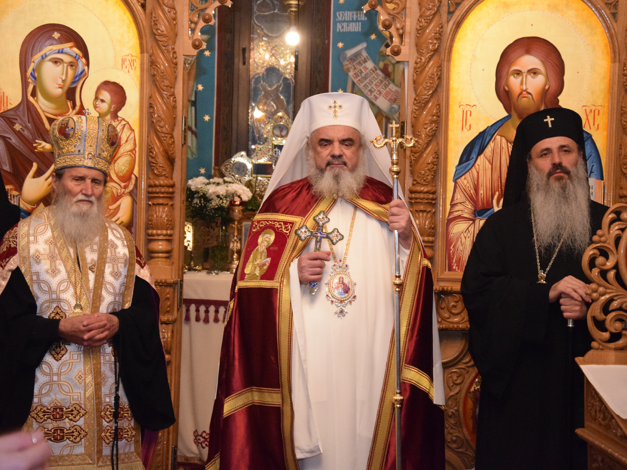 Patriarhul Bisericii Ortodoxe Române, prezent la sfinţirea Așezământului de copii „Sfântul Ierarh Leontie” din Rădăuți