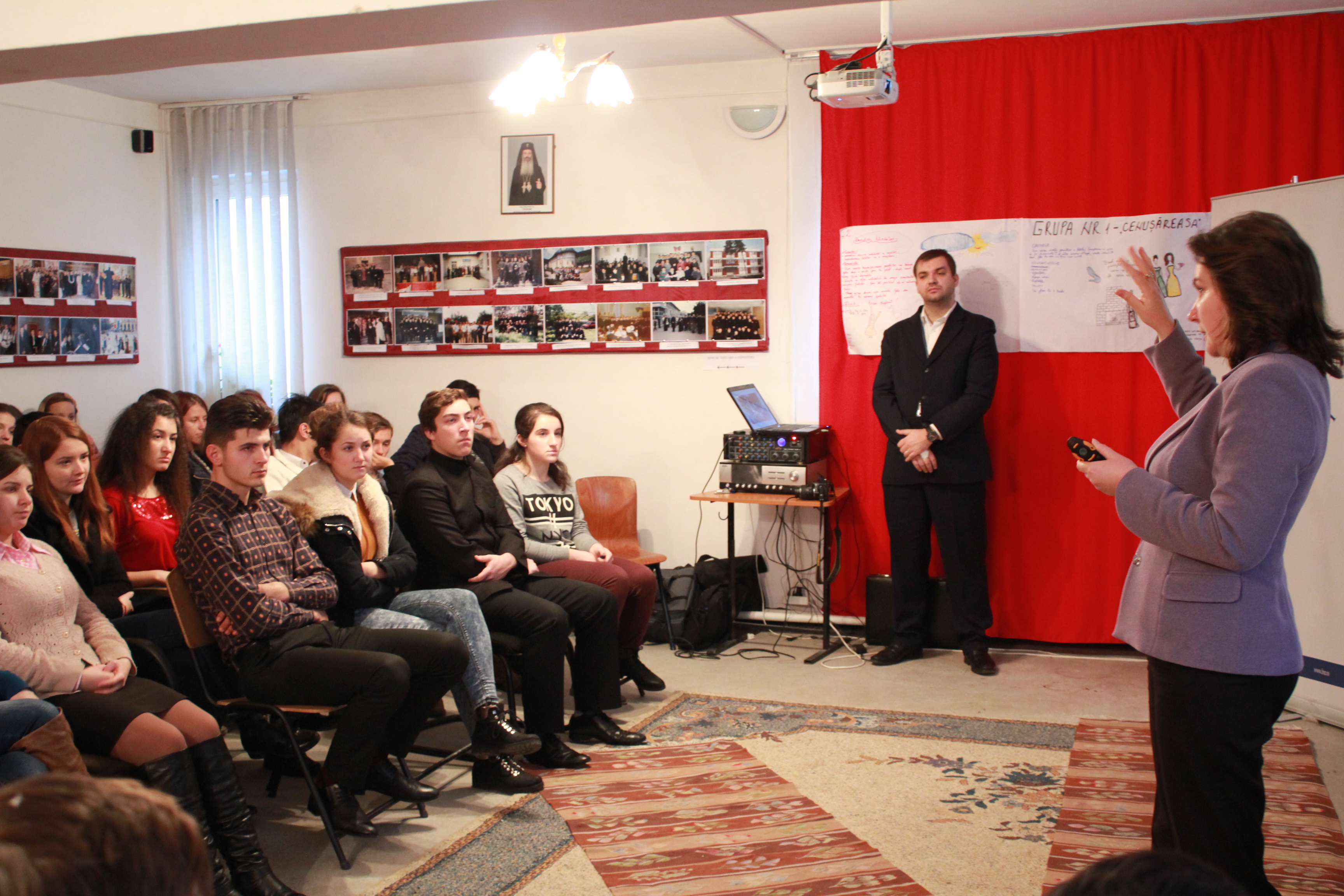 Prezentare despre economie, la Seminarul Teologic din Dorohoi