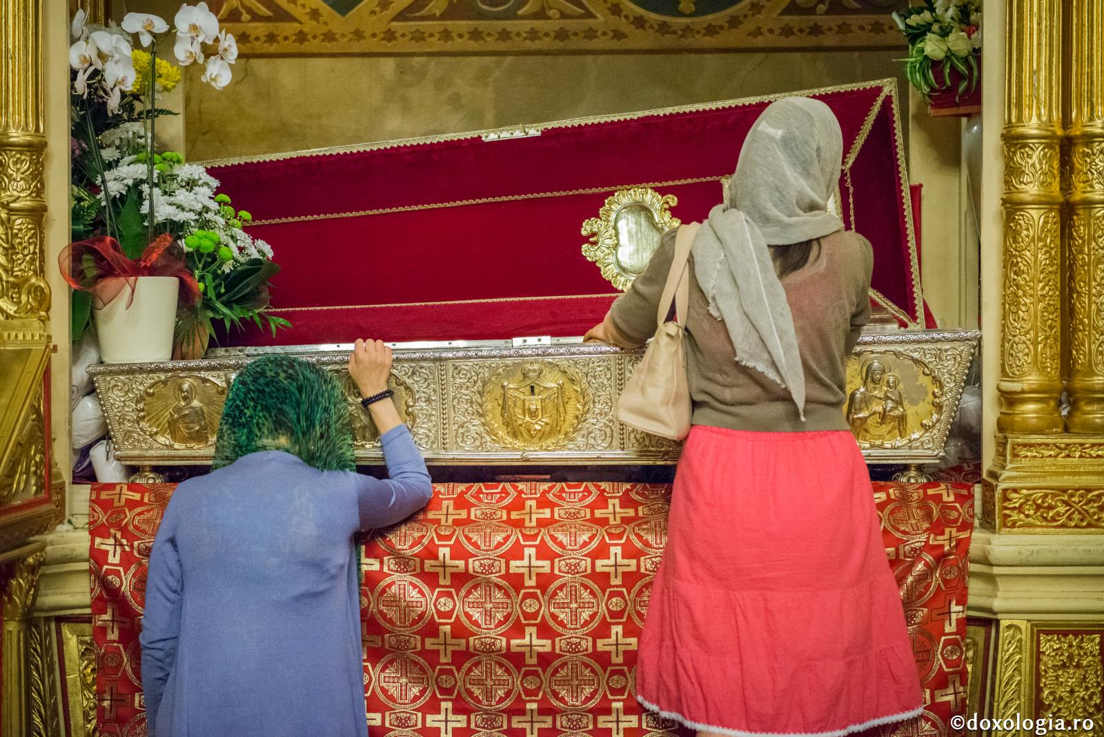 Care este rolul rugăciunii către sfinţi în viaţa creştinului ortodox?