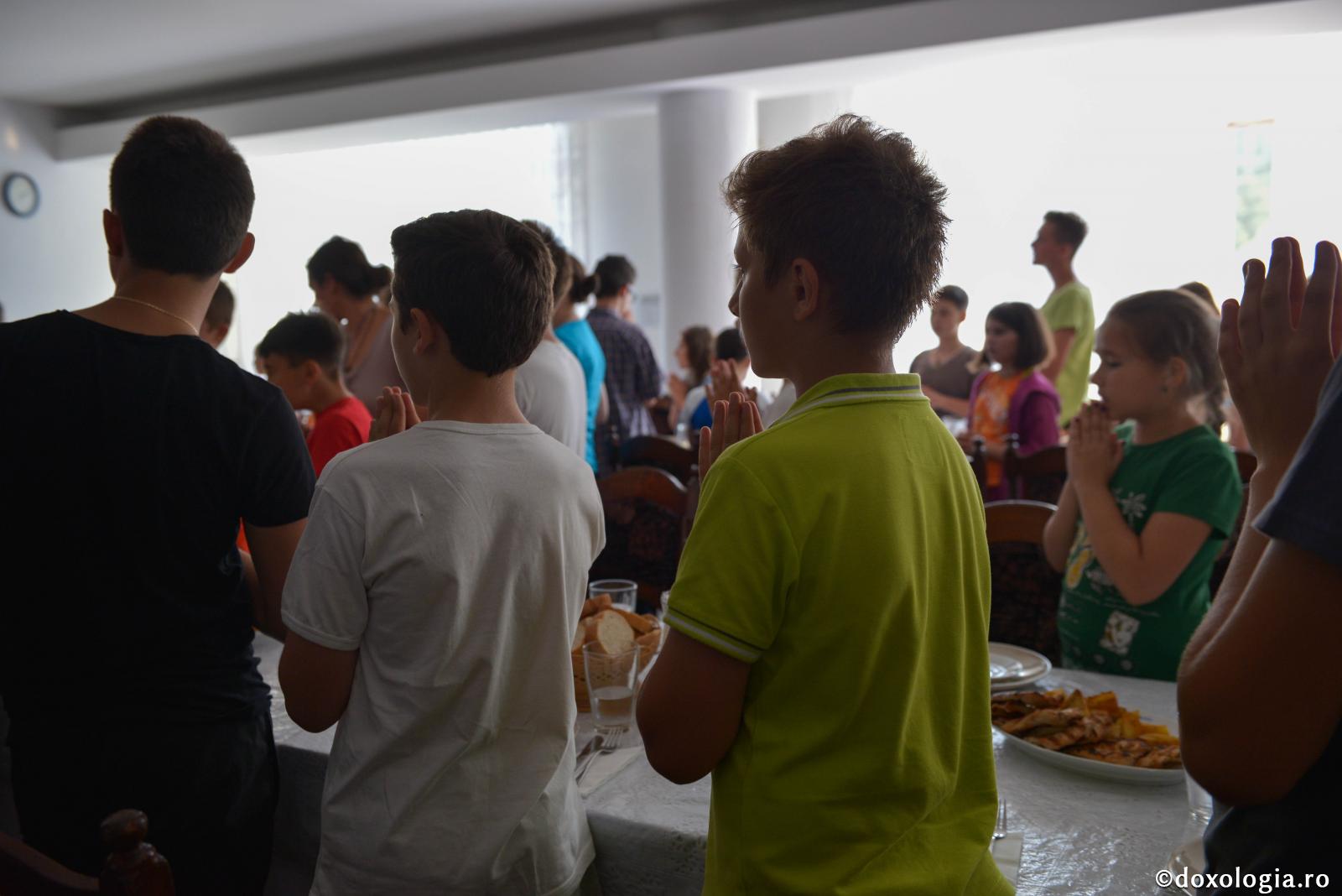 Rugăciunea la vremea mesei