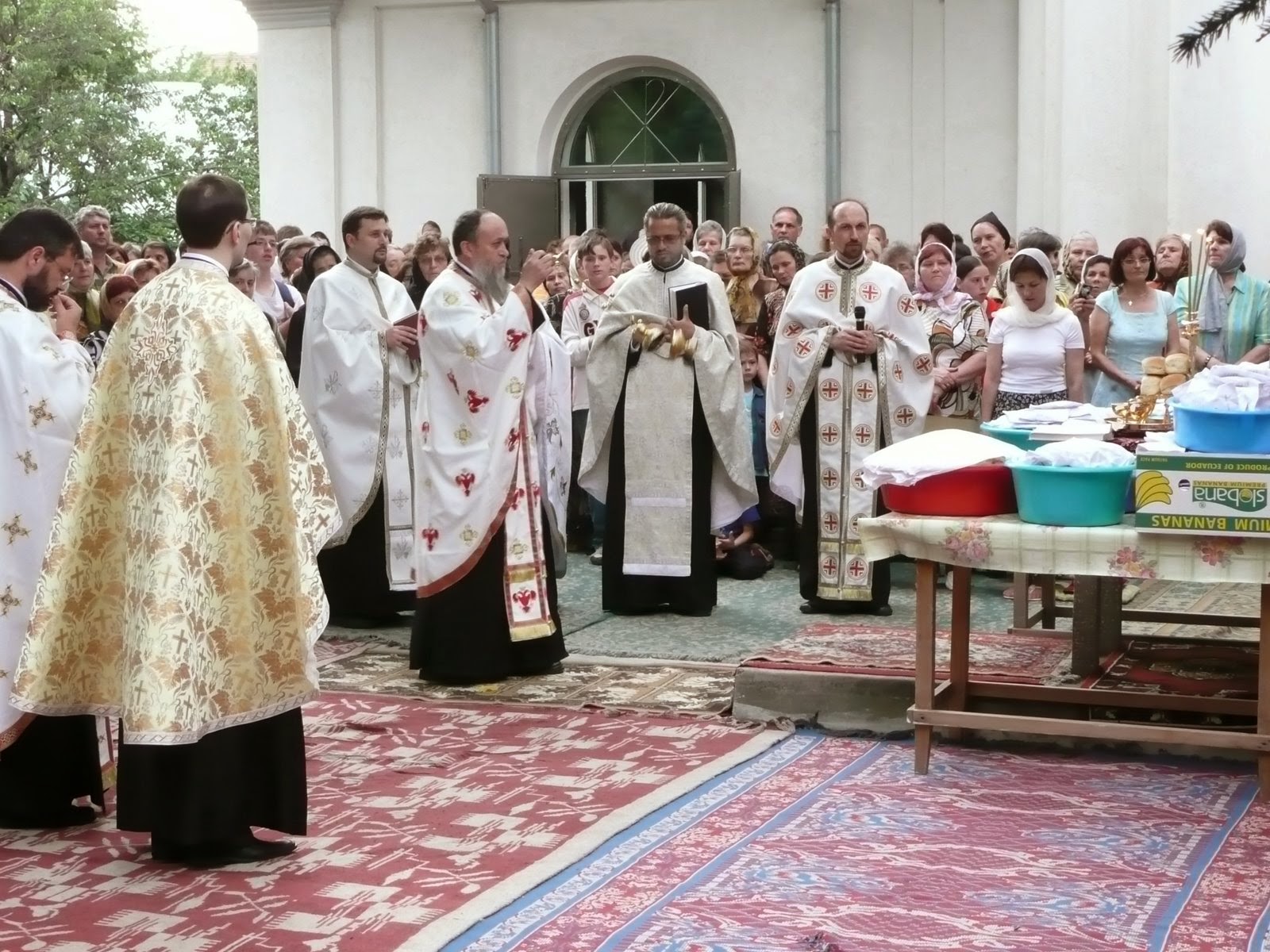 Program special la hramul Bisericii Vovidenia din Botoşani