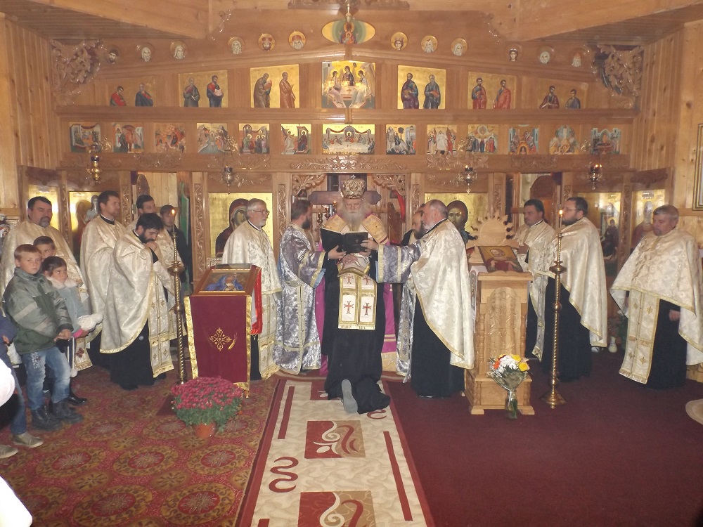 Binecuvântare arhierească în Parohia Cercu