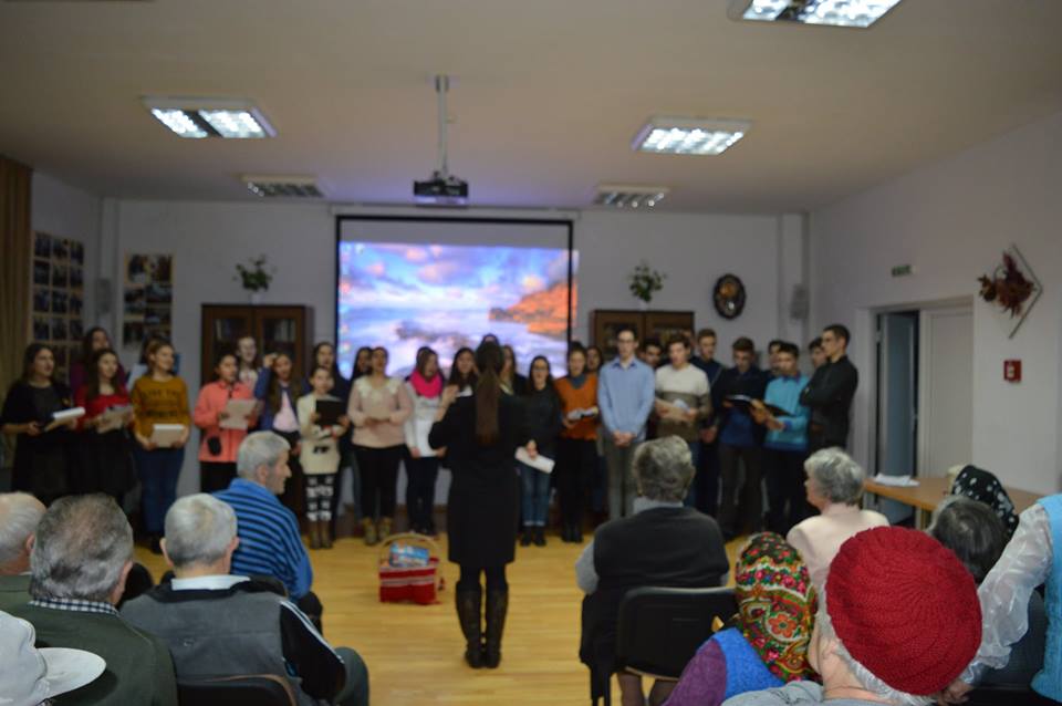 Colindăm colindători…!