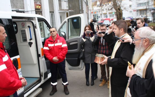 Primul Serviciu de Ambulanță din Patriarhia Română, inaugurat la Bistrița Primul Serviciu de Ambulanță din Patriarhia Română, inaugurat la Bistrița