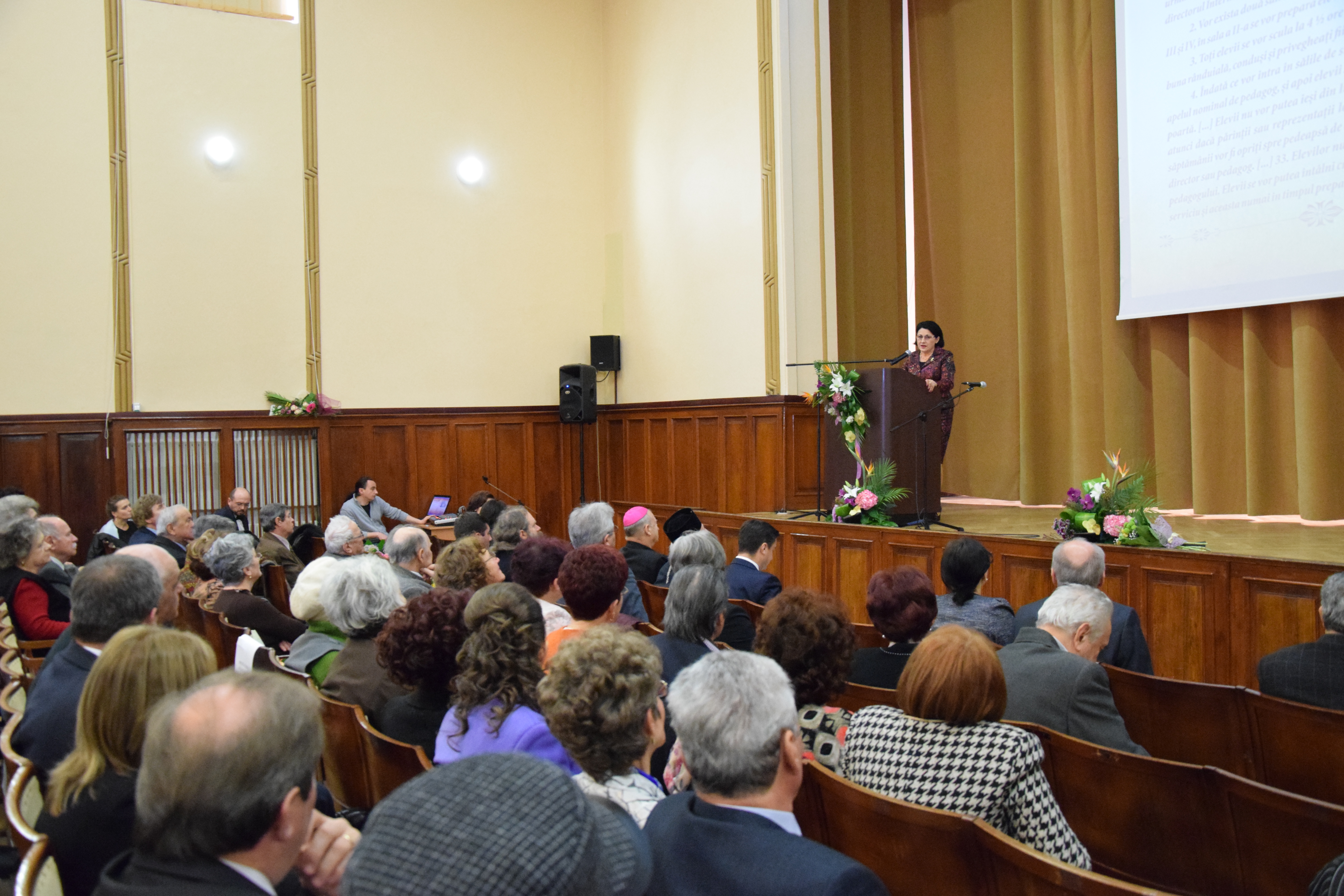 Foto: Tudorel Rusu Liceul Pedagogic „Vasile Lupu” din Iaşi - 160 de ani de la înfiinţare
