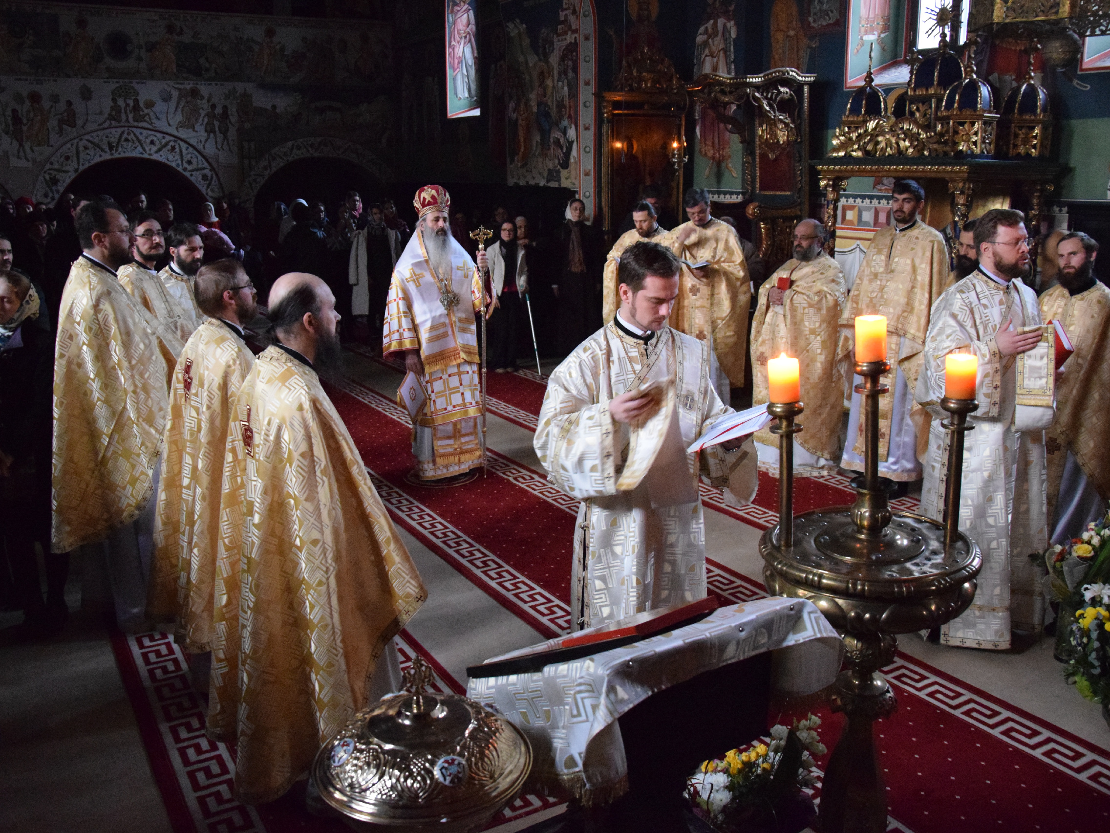 Foto: Tudorel Rusu Sfântă Liturghie arhierească, la împlinirea a 25 de ani de la înființarea ASCOR Iași