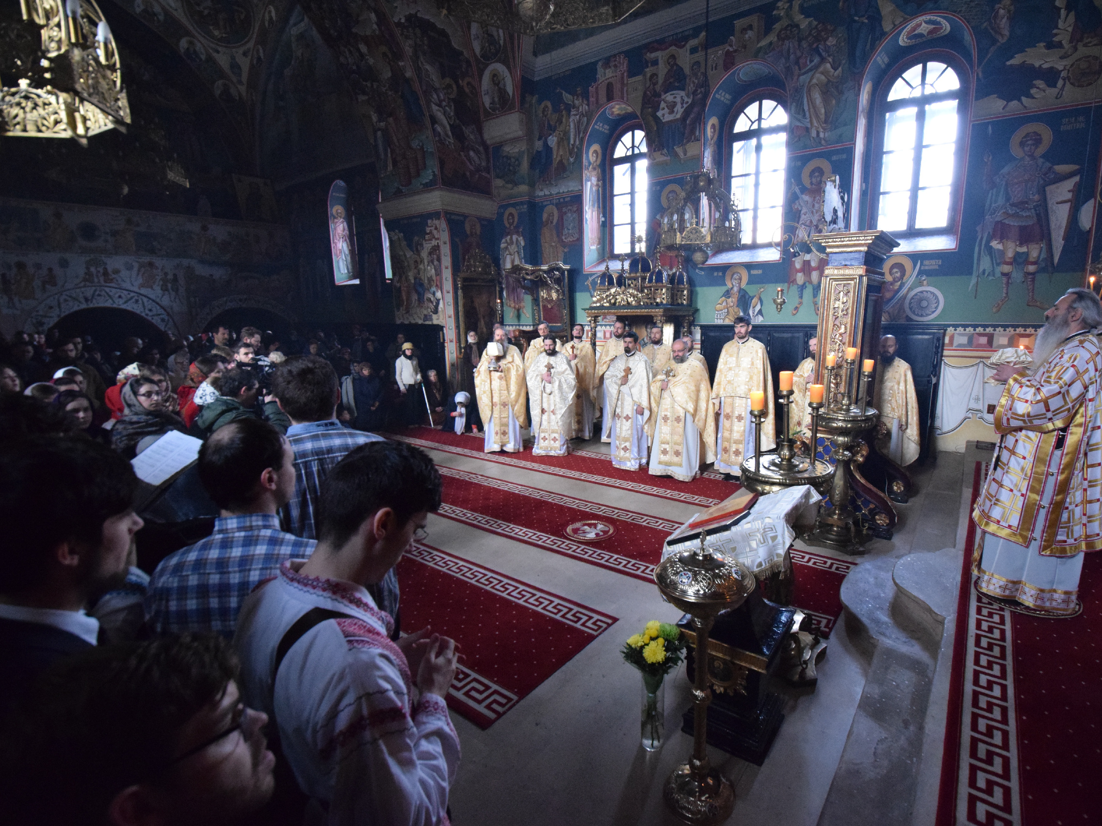 Foto: Tudorel Rusu Sfântă Liturghie arhierească, la împlinirea a 25 de ani de la înființarea ASCOR Iași