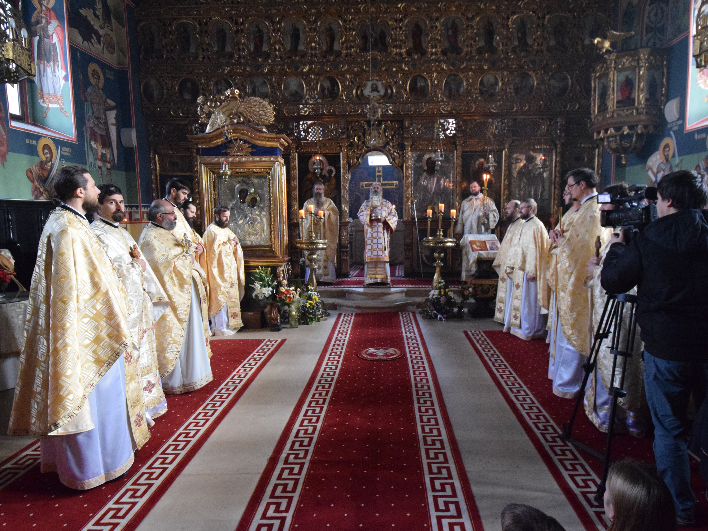 Foto: Tudorel Rusu Sfântă Liturghie arhierească, la împlinirea a 25 de ani de la înființarea ASCOR Iași