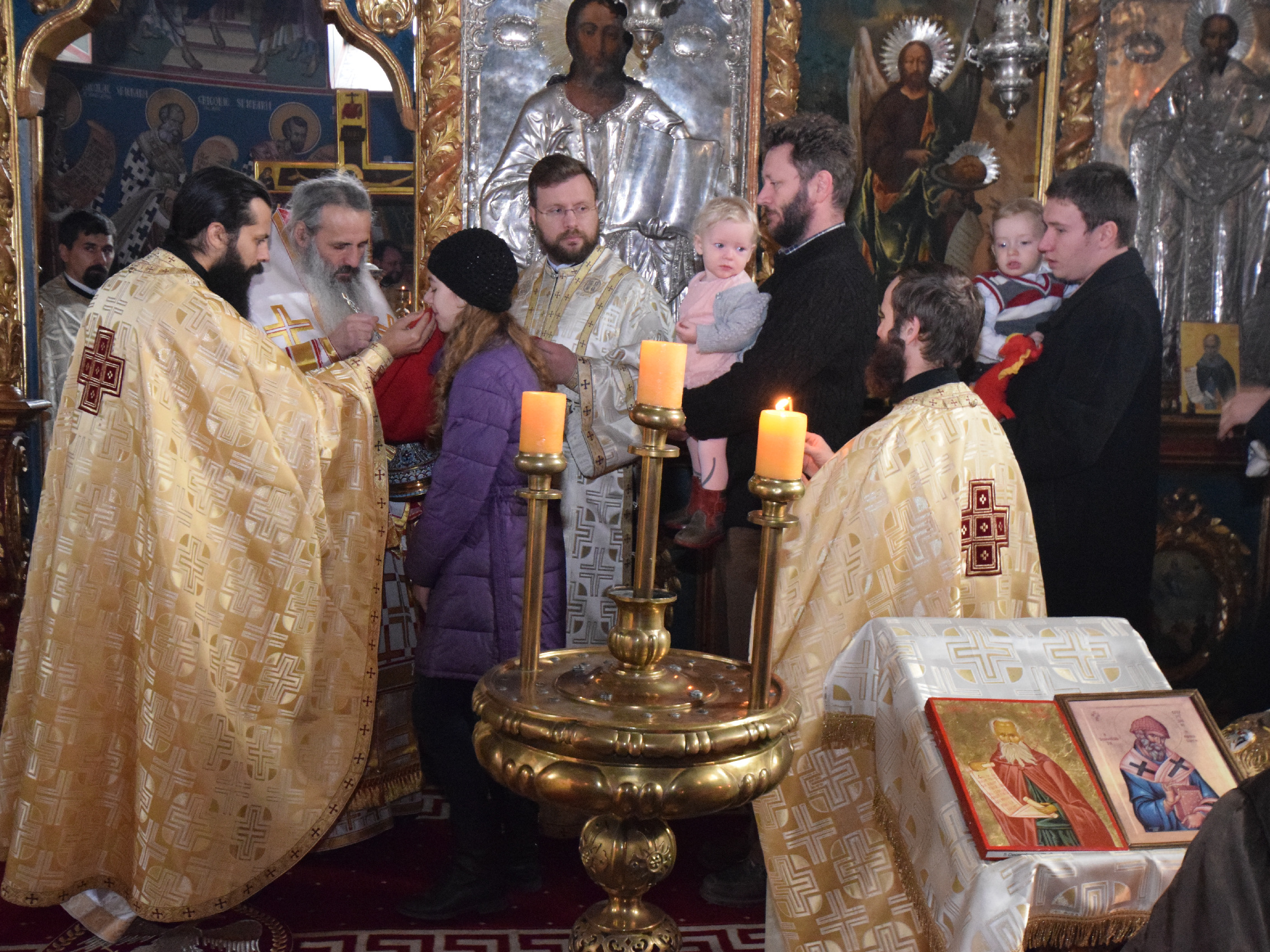 Foto: Tudorel Rusu Sfântă Liturghie arhierească, la împlinirea a 25 de ani de la înființarea ASCOR Iași
