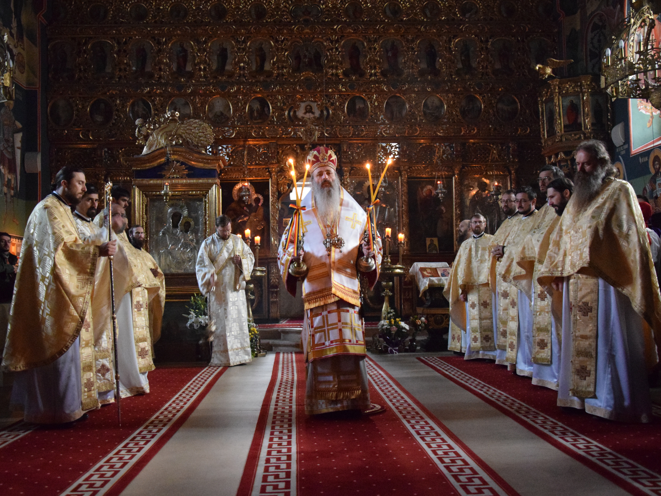 Foto: Tudorel Rusu Sfântă Liturghie arhierească, la împlinirea a 25 de ani de la înființarea ASCOR Iași