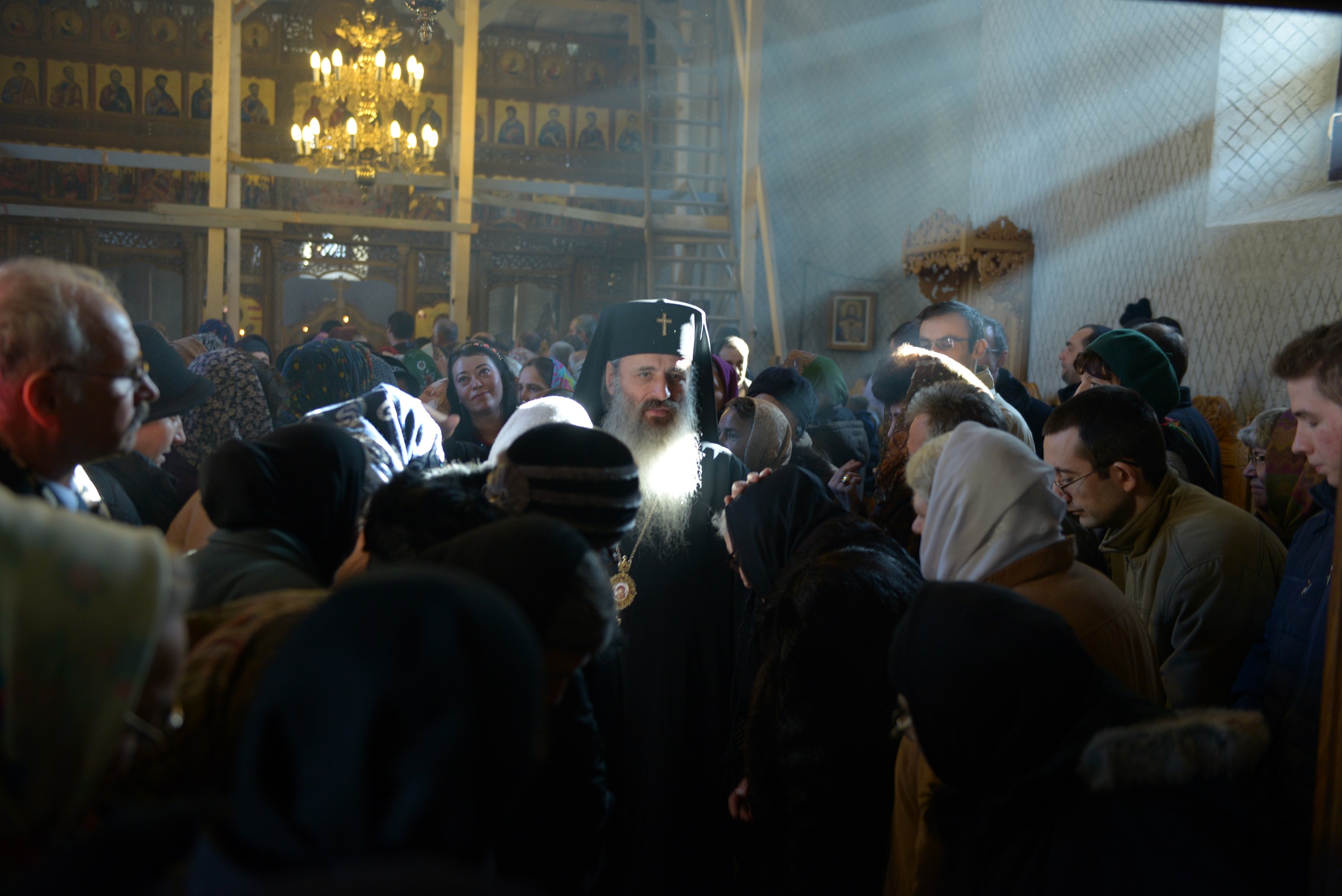 Foto: Constantin Comici „Omul este chemat să aștepte venirea Domnului Hristos în peștera sufletului său”