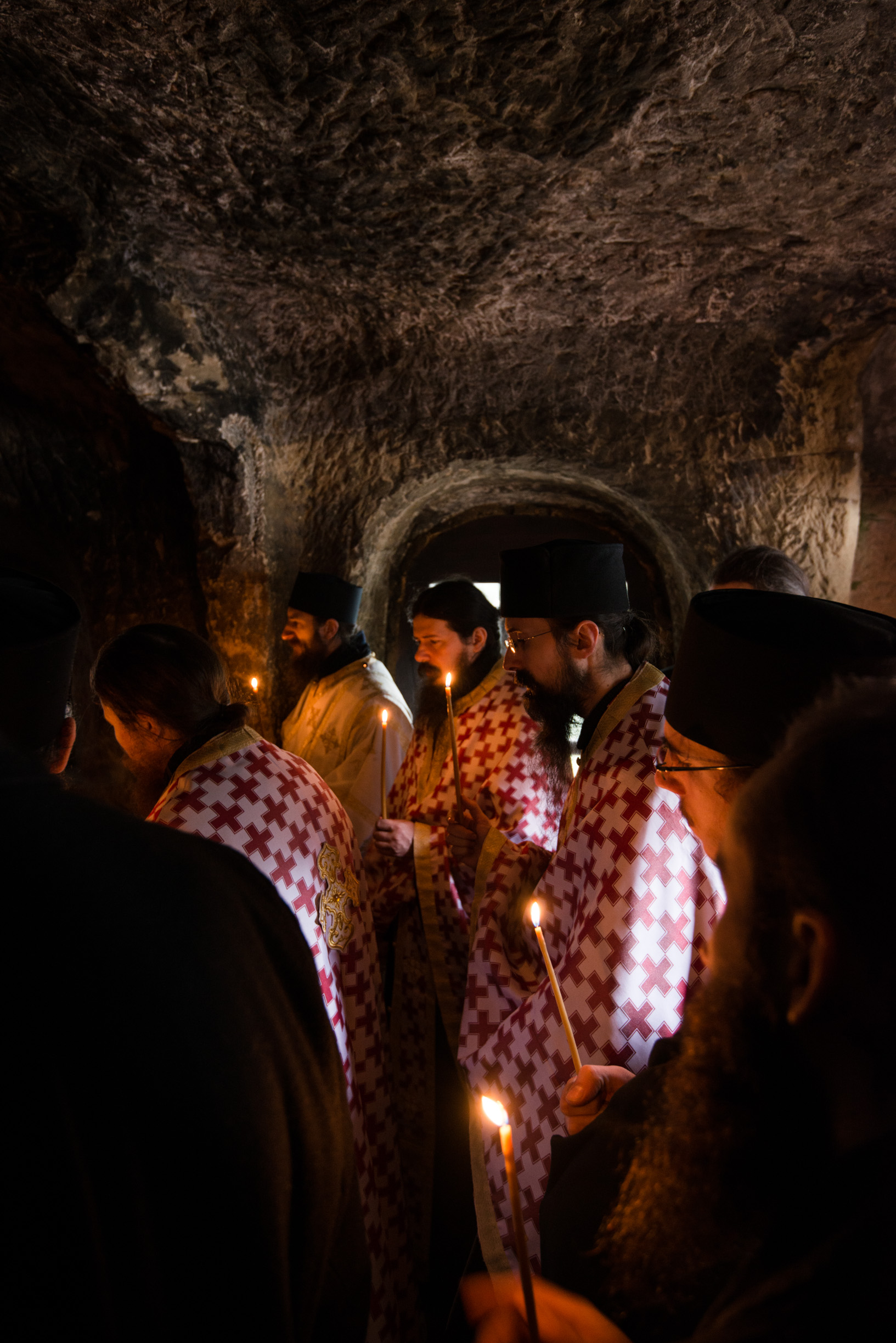 Slujba Acatistului la chilia Sfântului Daniil Sihastrul