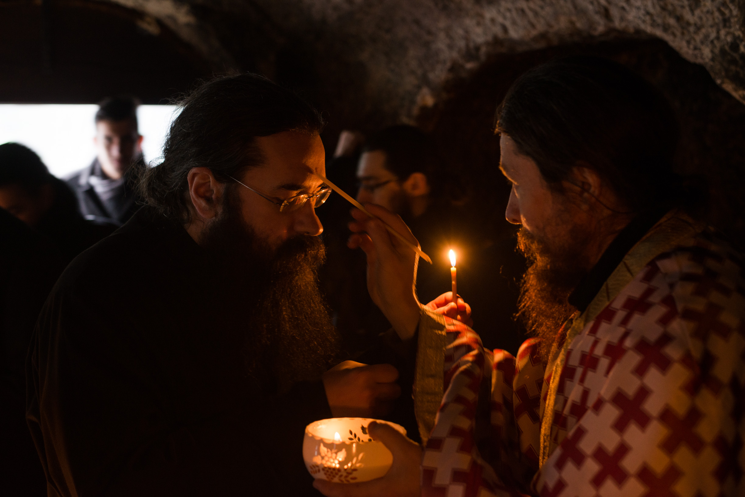 Slujba Acatistului la chilia Sfântului Daniil Sihastrul