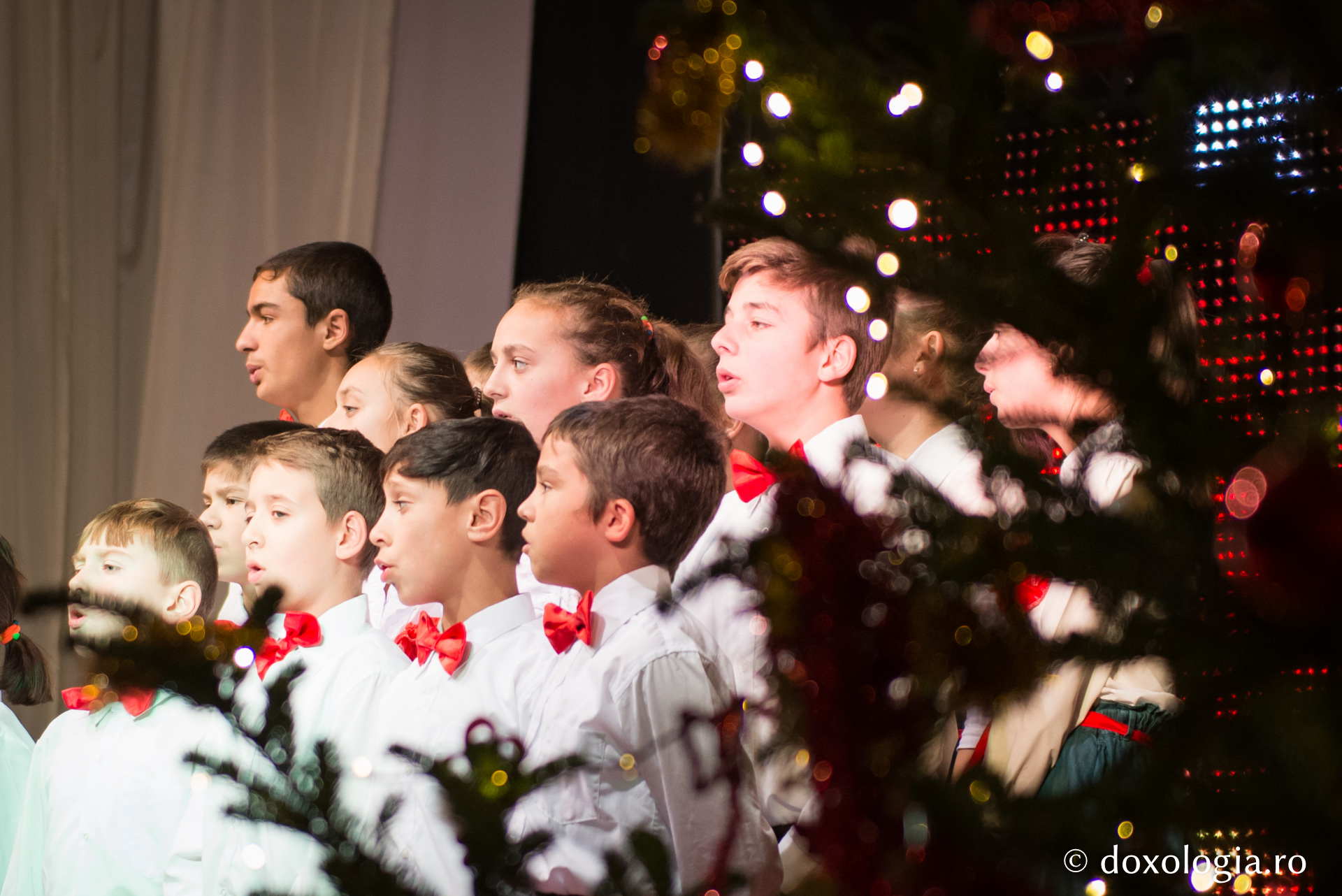 „Poveste din Viflaim” spusă de Paula Seling la Iași