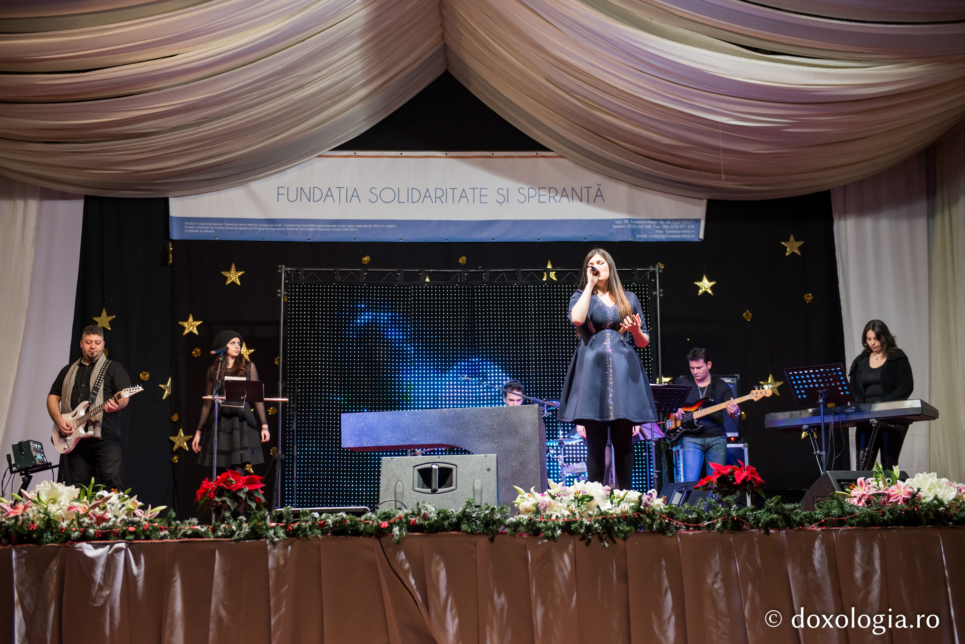 „Poveste din Viflaim” spusă de Paula Seling la Iași