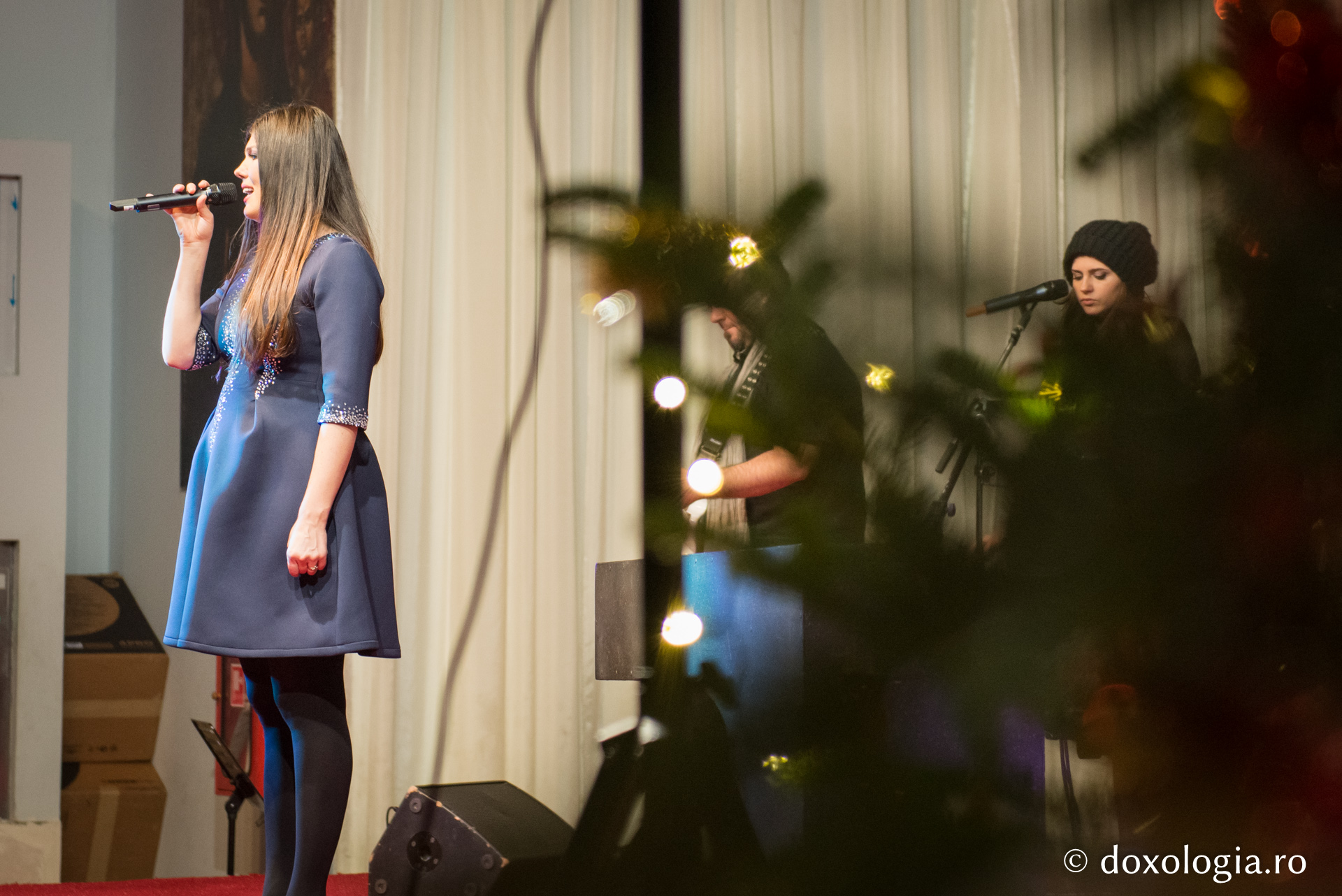 „Poveste din Viflaim” spusă de Paula Seling la Iași