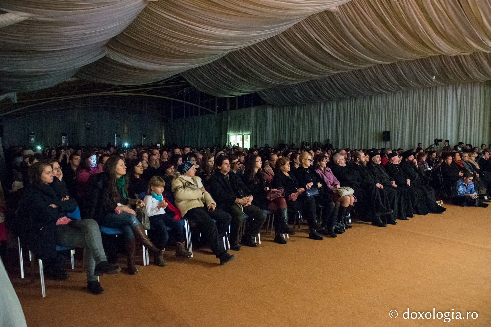 „Poveste din Viflaim” spusă de Paula Seling la Iași