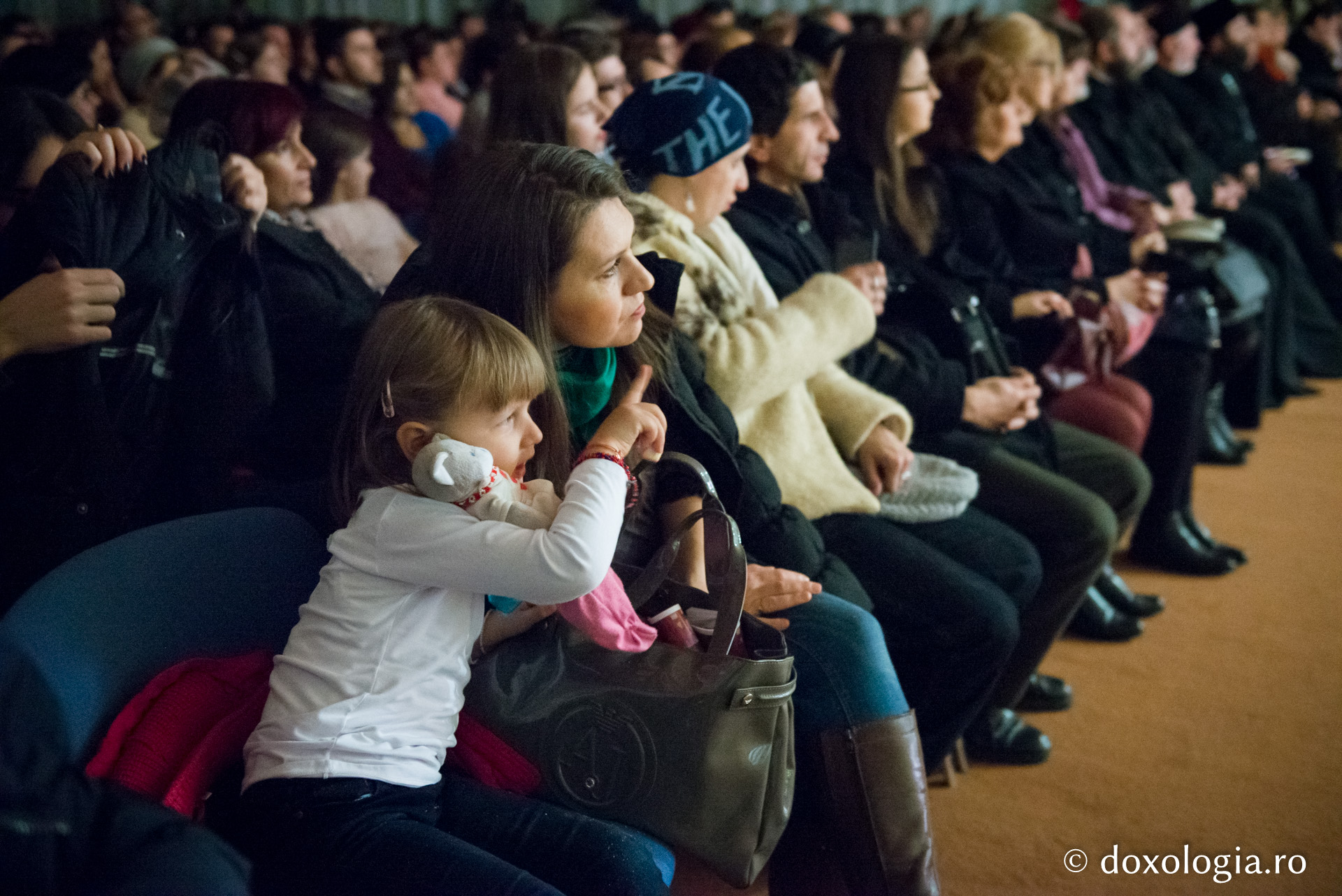 „Poveste din Viflaim” spusă de Paula Seling la Iași