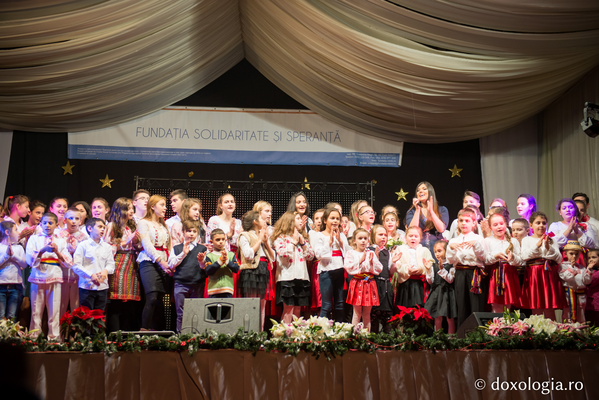 „Poveste din Viflaim” spusă de Paula Seling la Iași