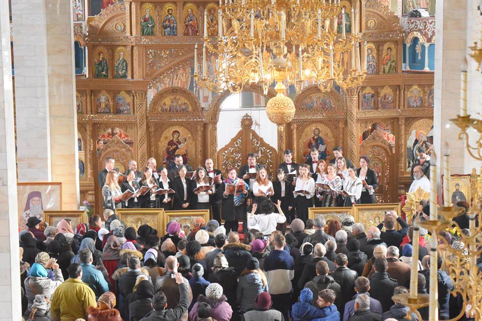 Concert de cântece patriotice şi colinde, la Iaşi