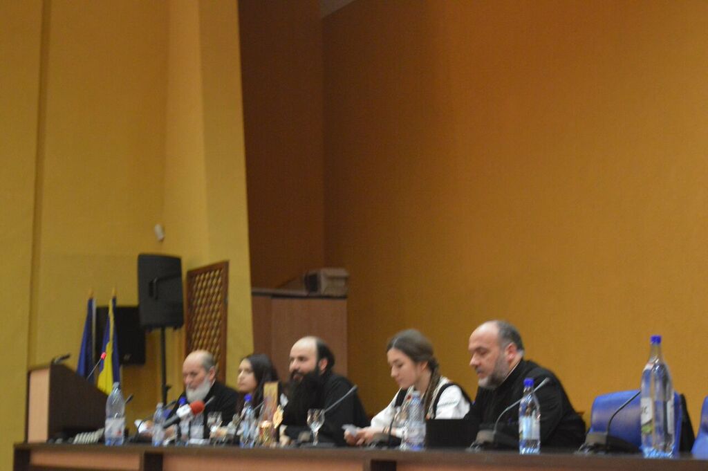 Părintele Hrisostom Rădășanu a conferențiat în orașul Piatra Neamț