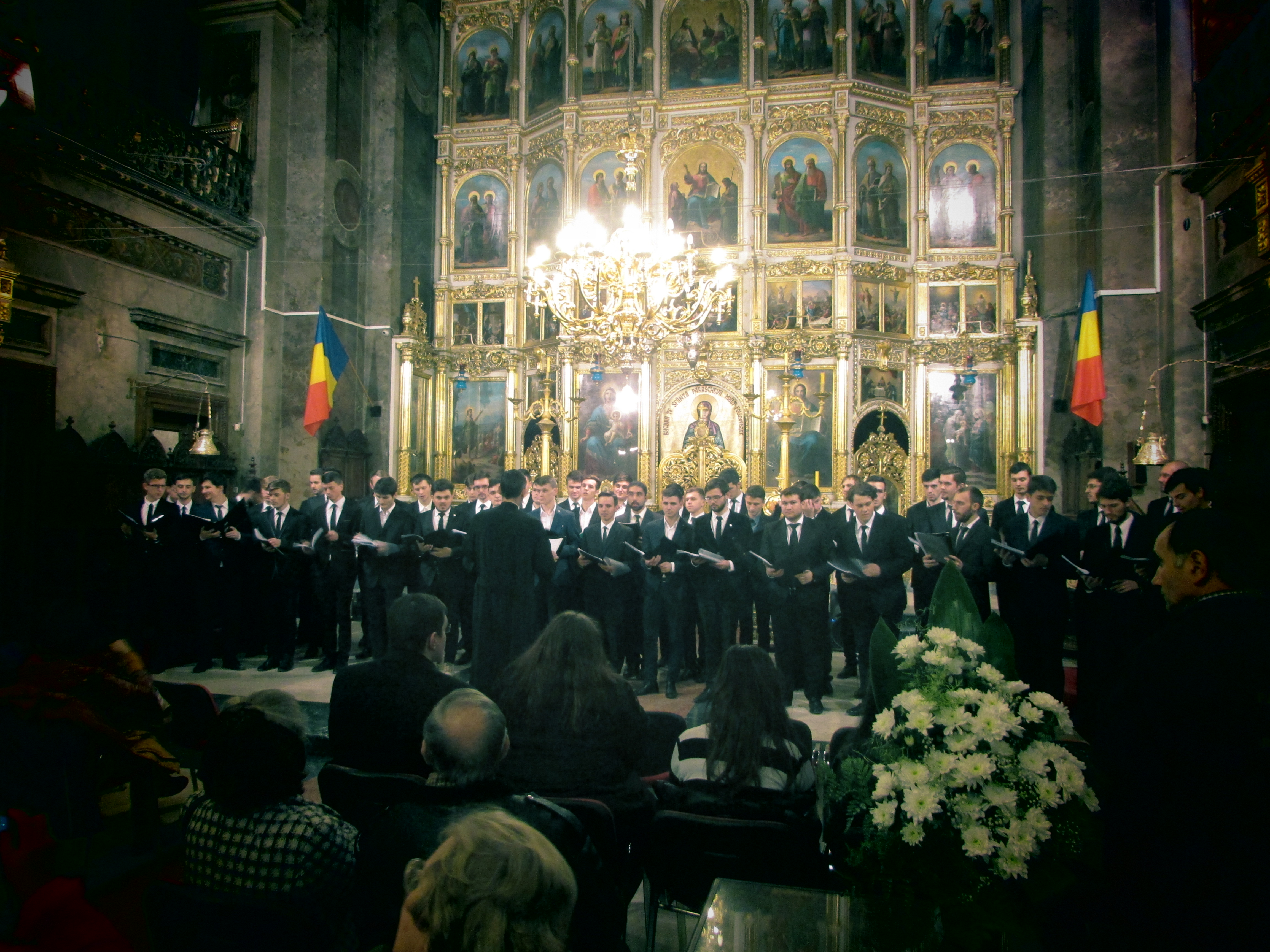 Copiii din corul Parohiei Pleșani, în vizită la Iași