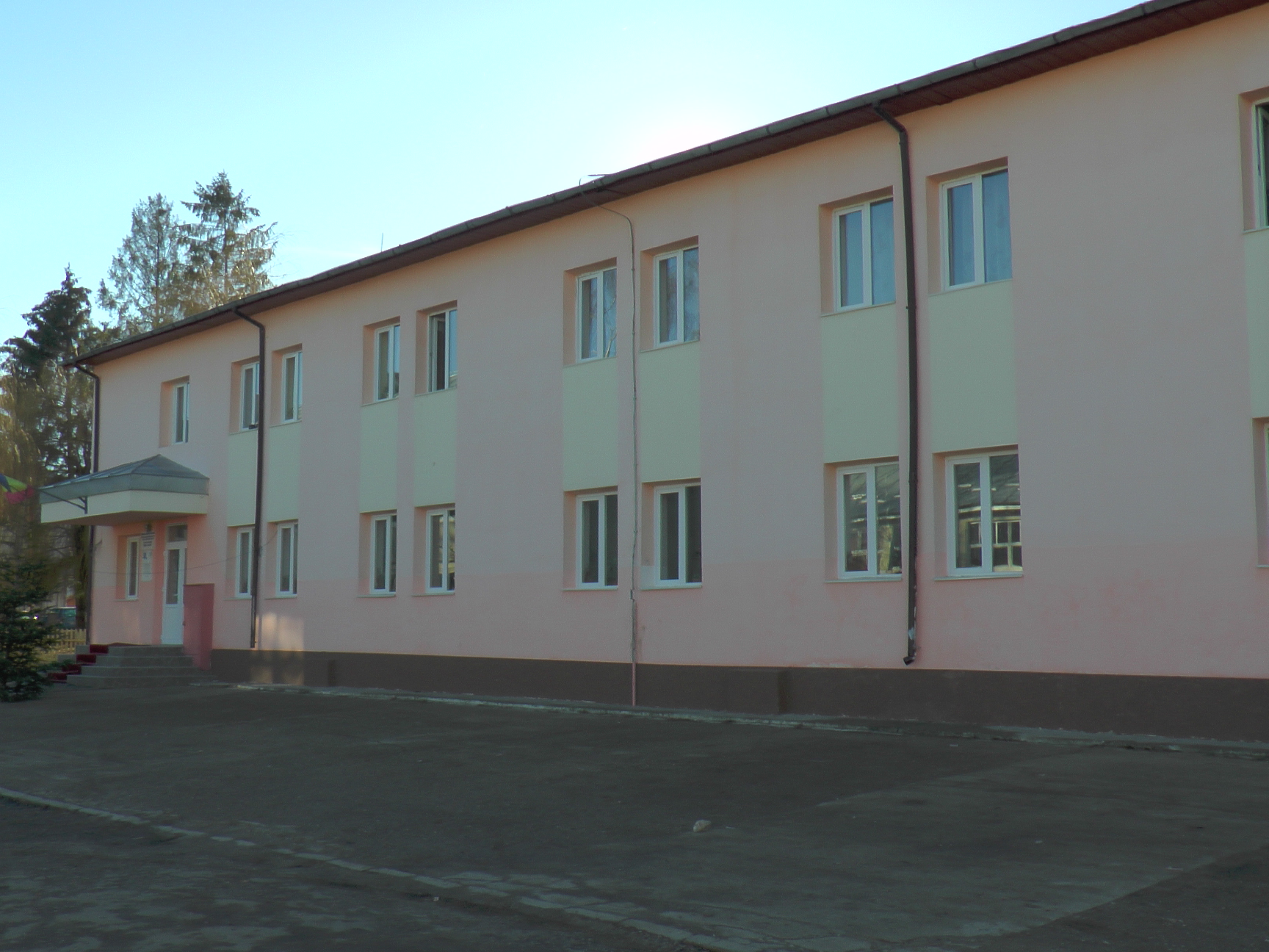 Daruri din partea Arhiepiscopiei Sucevei pentru copiii Centrului de plasament Solca