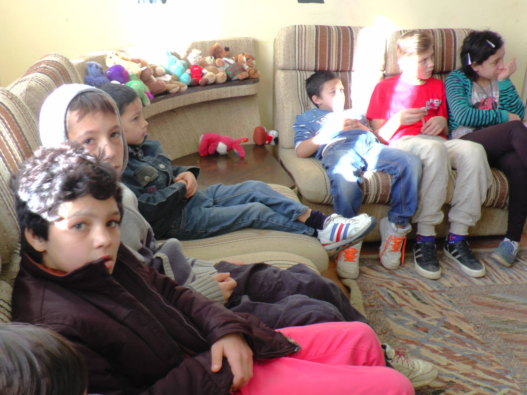 Daruri din partea Arhiepiscopiei Sucevei pentru copiii Centrului de plasament Solca