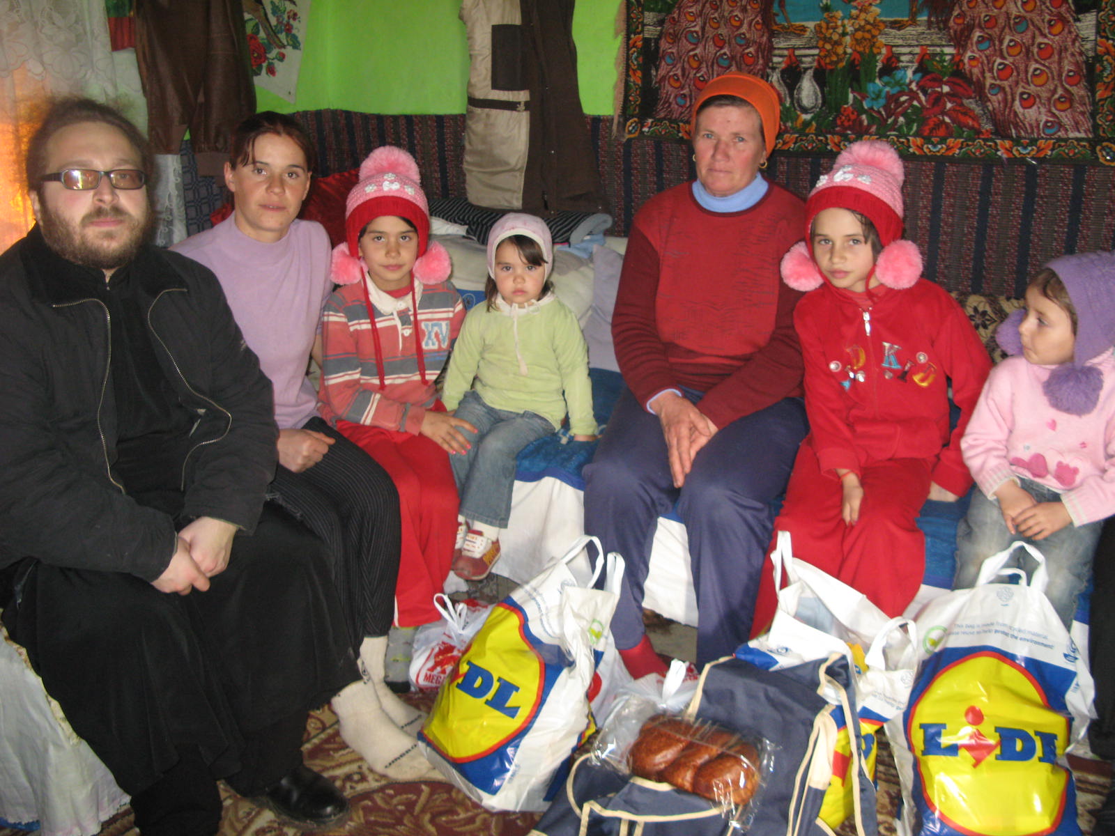 Daruri pentru copiii din Buruienești