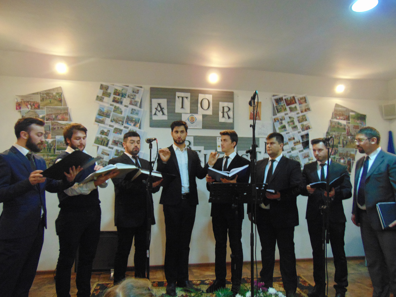 Seară de colinde în Parohia „Sfântul Nicolae” Satu Nou, Belceşti