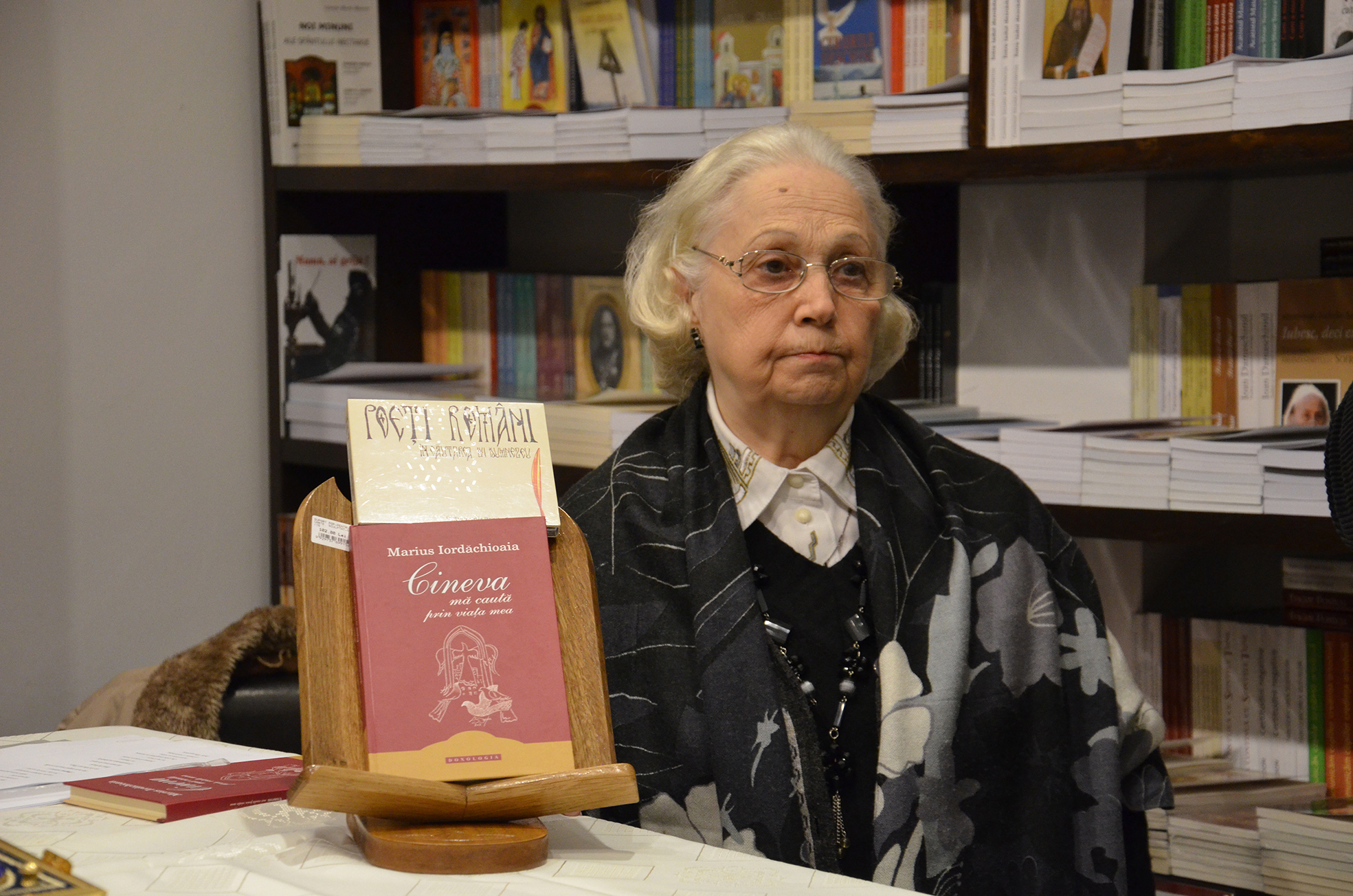 Seara de poezie creştină cu tema „Poeţi români în căutarea lui Dumnezeu“