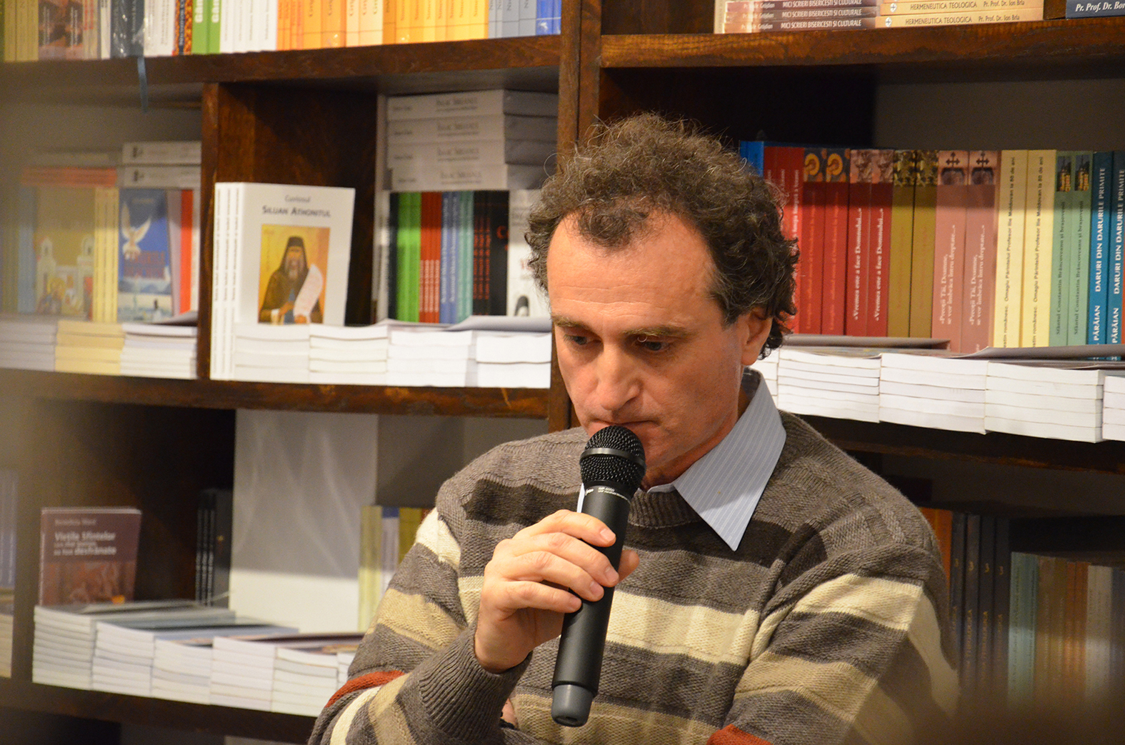 Seara de poezie creştină cu tema „Poeţi români în căutarea lui Dumnezeu“