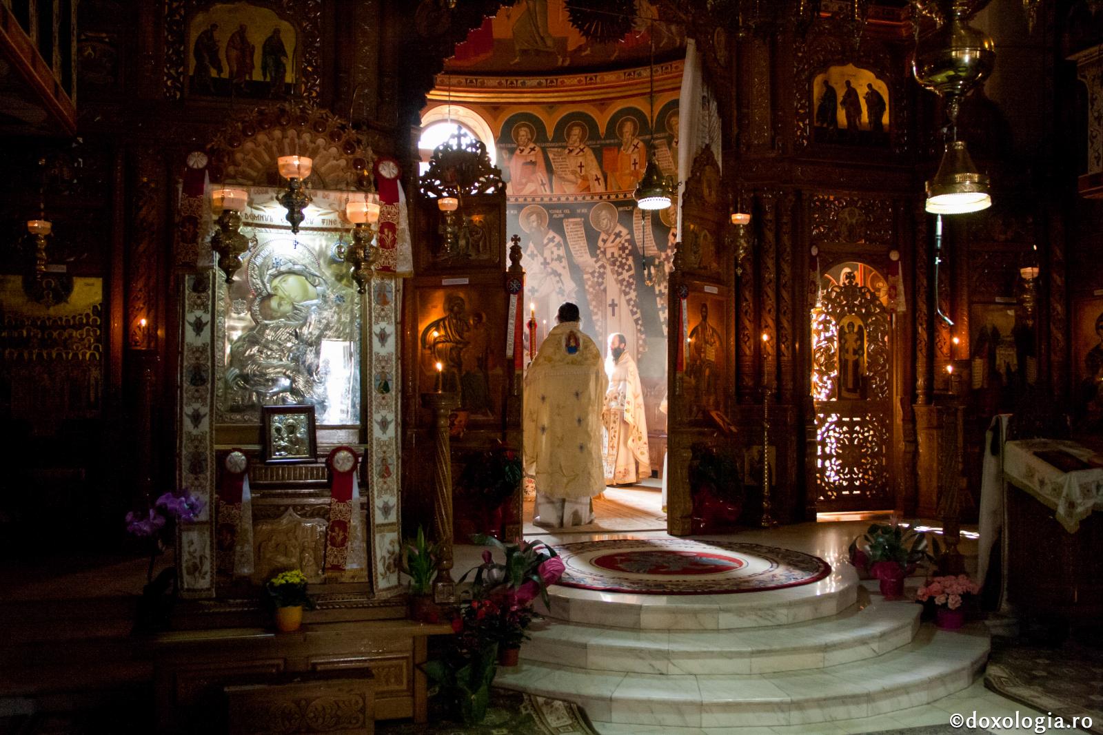 Dumnezeu a dat mare har dumnezeiesc omului