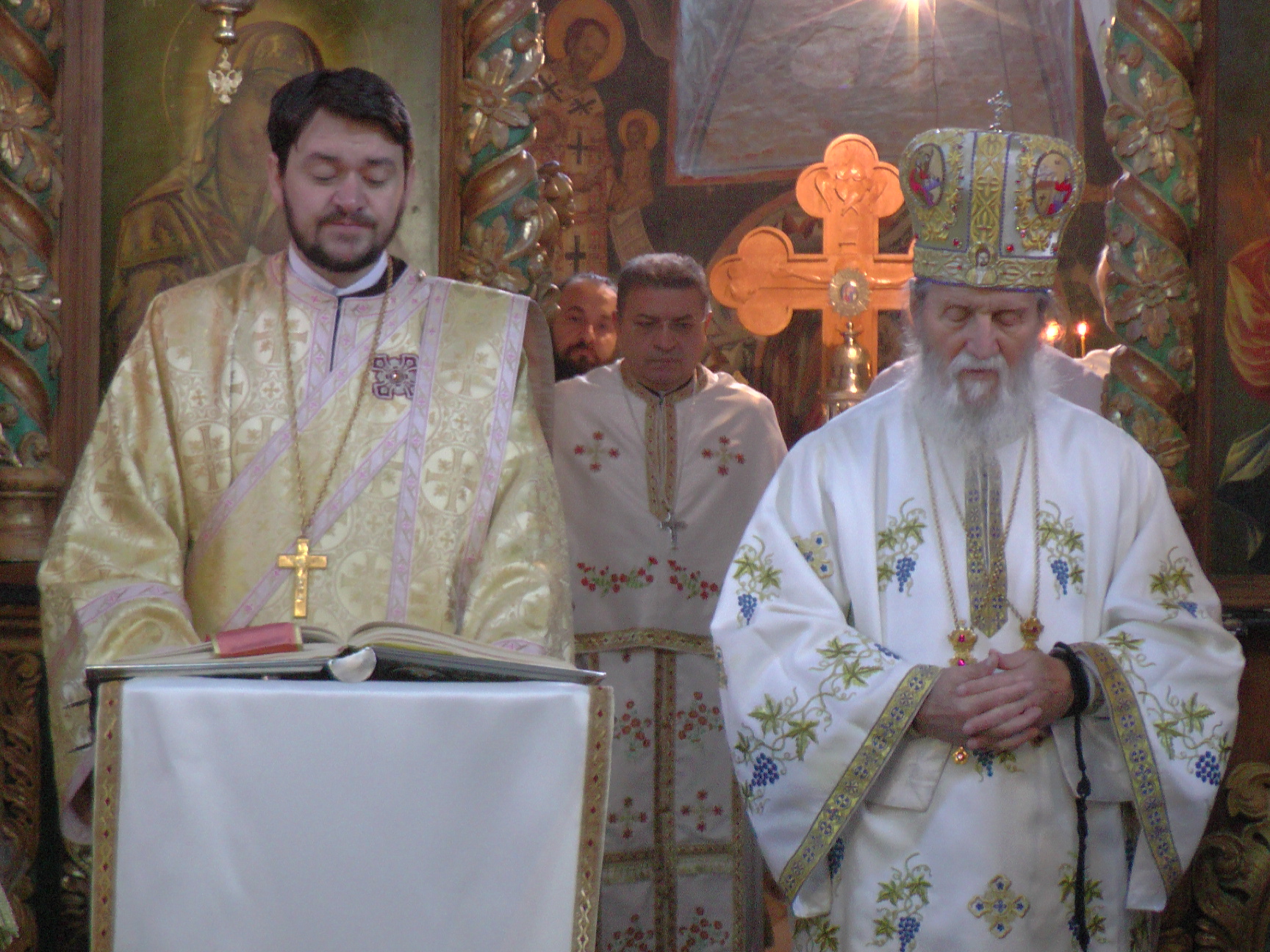 Mănăstirea Probota și-a sărbătorit ocrotitorul Mănăstirea Probota și-a sărbătorit ocrotitorul