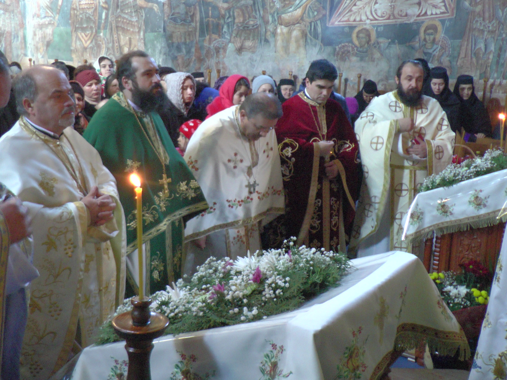 Mănăstirea Probota și-a sărbătorit ocrotitorul Mănăstirea Probota și-a sărbătorit ocrotitorul