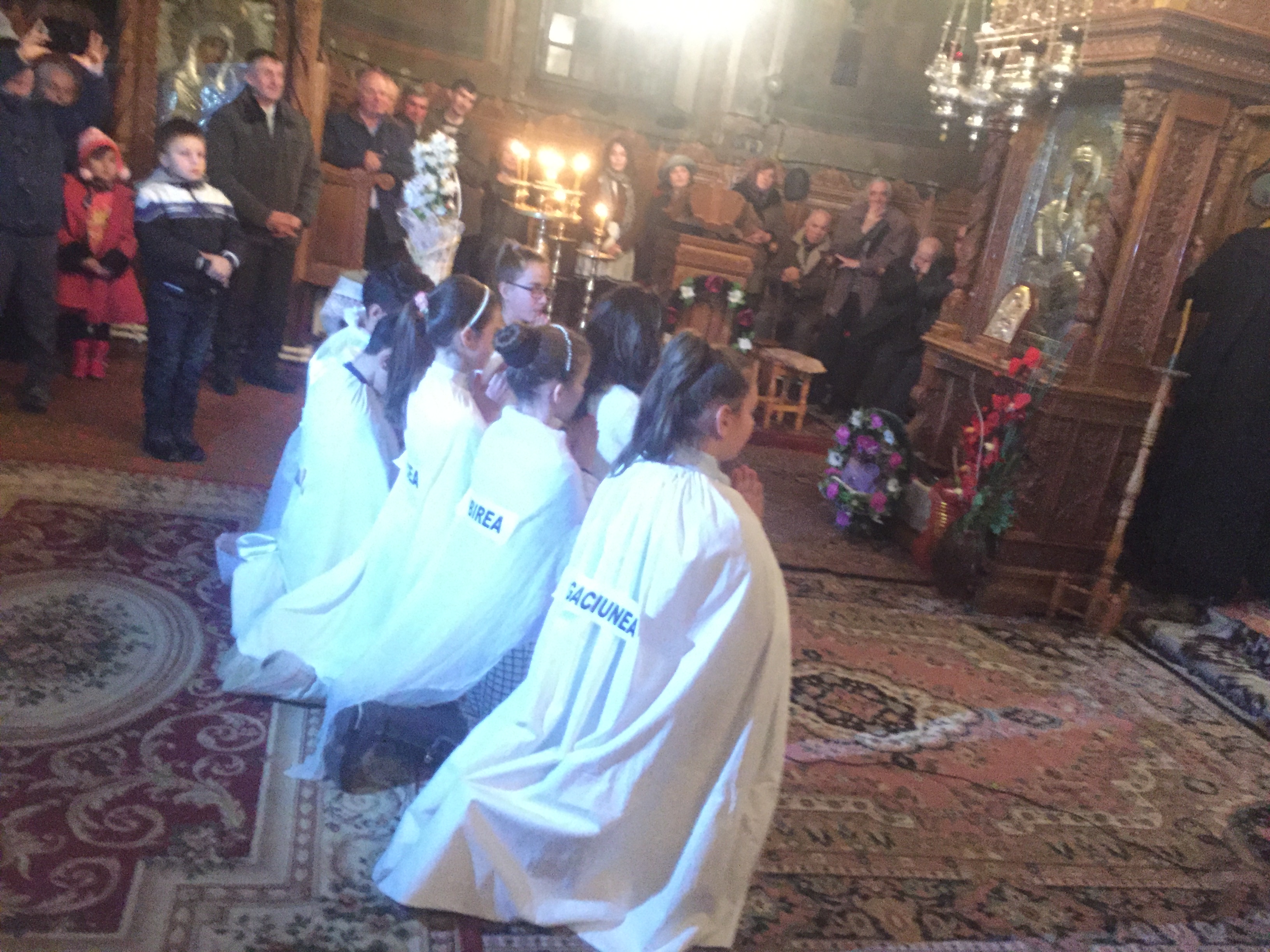 Sfântul Ierarh Nicolae, cinstit la Valea Seacă